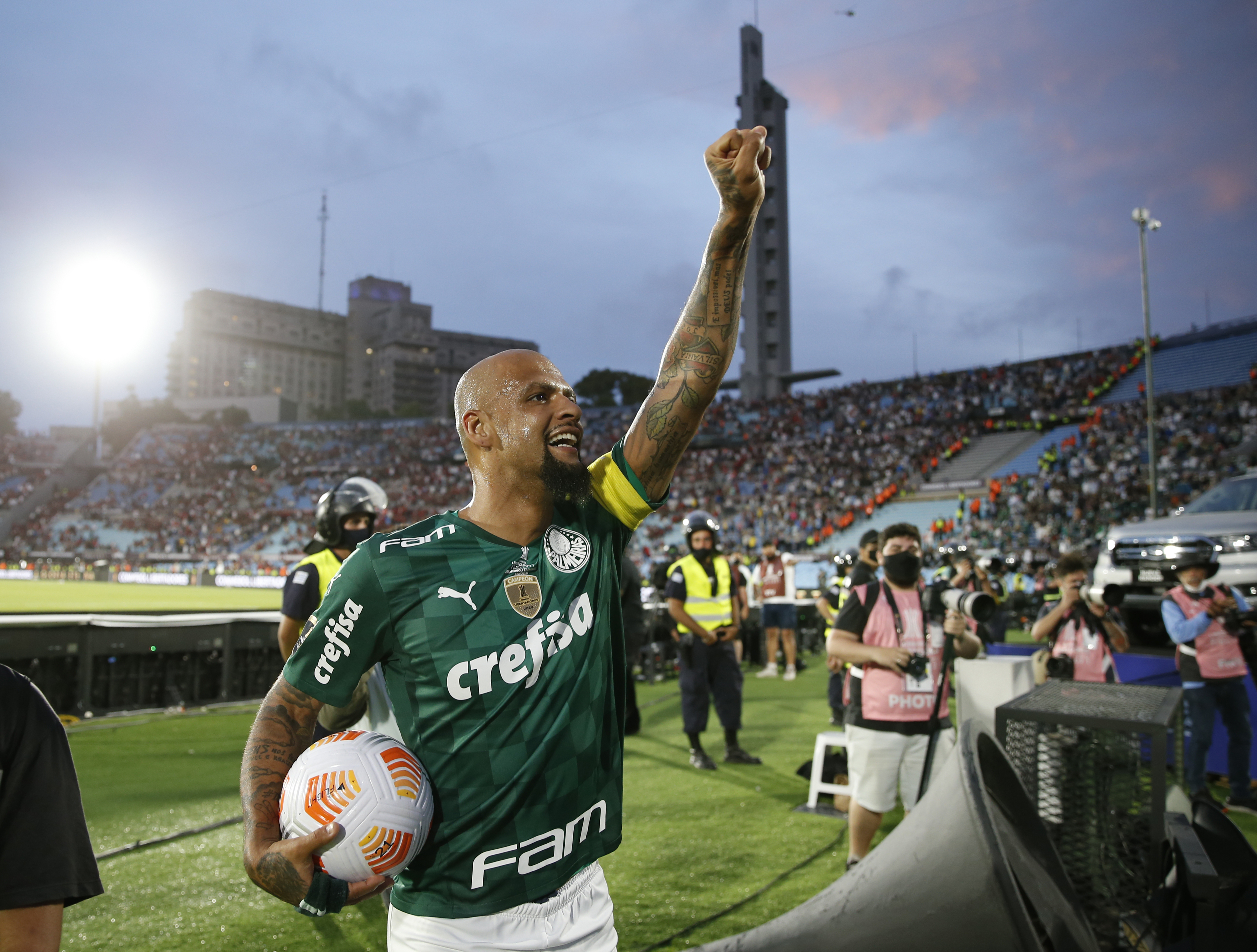 Palmeiras se coronó campeón de la última edición de la Copa Libertadores en el Estadio Centenario 
