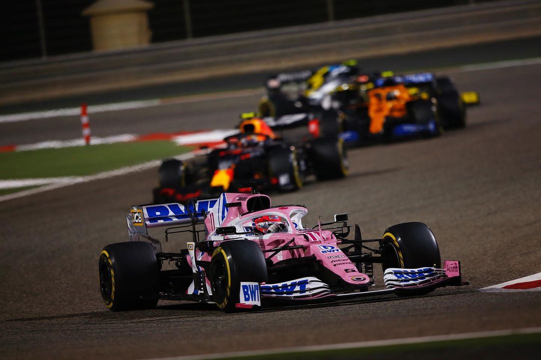 Sergio le dio el primer GP a Racing Point el pasado fin de semana en el GP de Sahkir (Foto: Instagram/schecoperez)