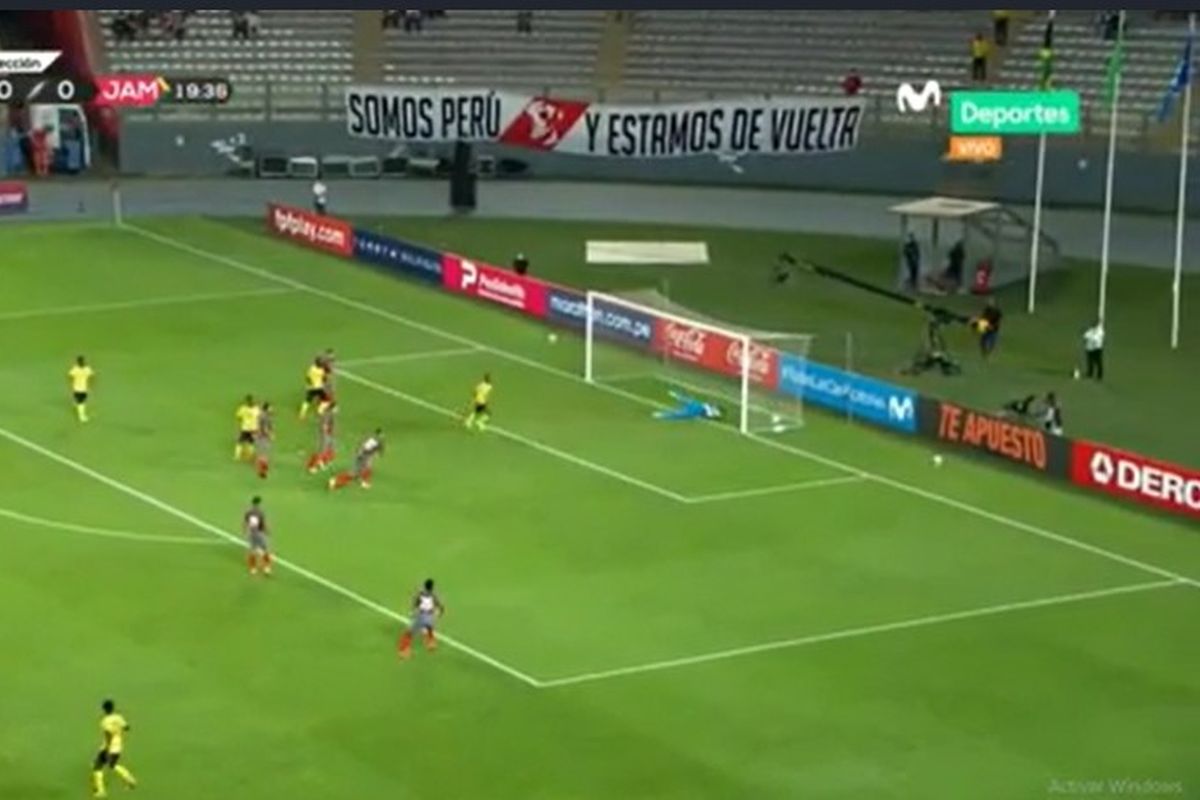 Pedro Gallese y su fabulosa atajada en el Perú vs Jamaica que hizo explotar al Estadio Nacional (Foto: Captura Movistar Deportes)
