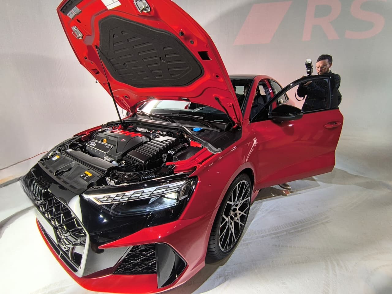 Audi RS3: versiones, rendimiento y tecnología del auto deportivo
