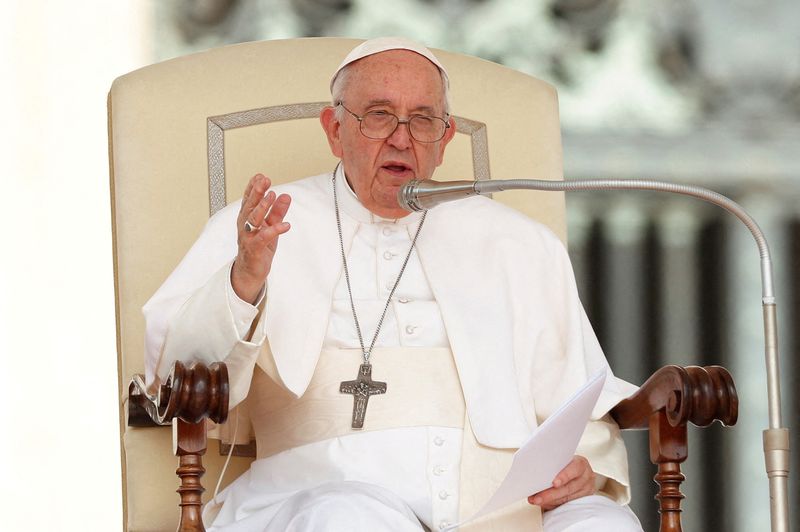El Papa Francisco celebra la audiencia general semanal en la Ciudad del Vaticano. 22 de junio de 2022. REUTERS/Remo Casilli