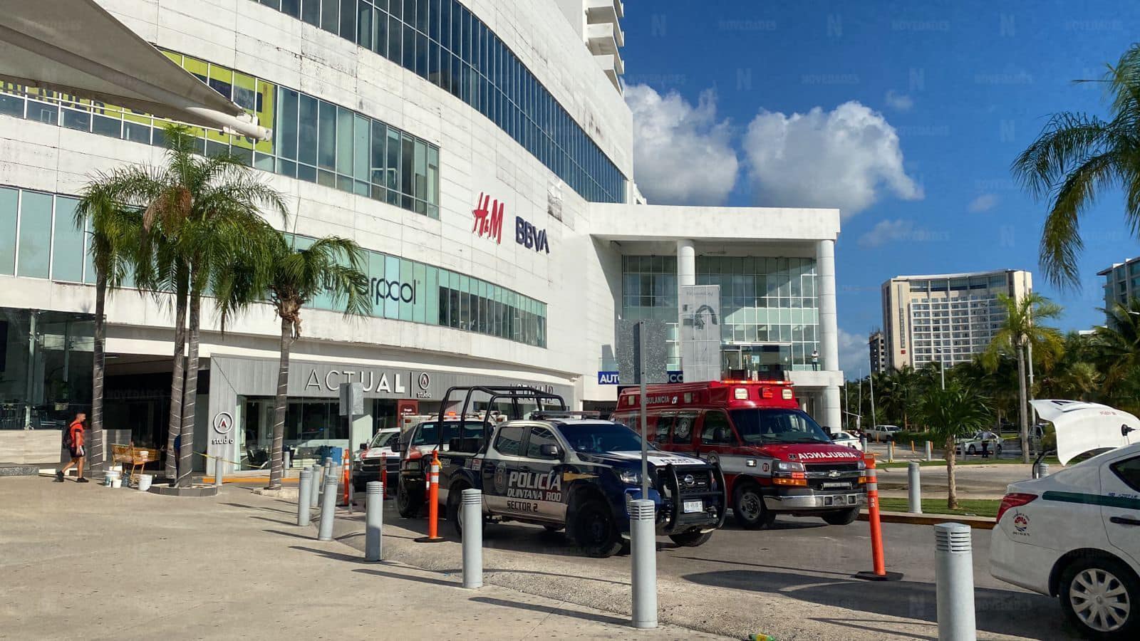 Explosión en restaurante de Cancún dejó un saldo preliminar de dos personas lesionadas por quemaduras