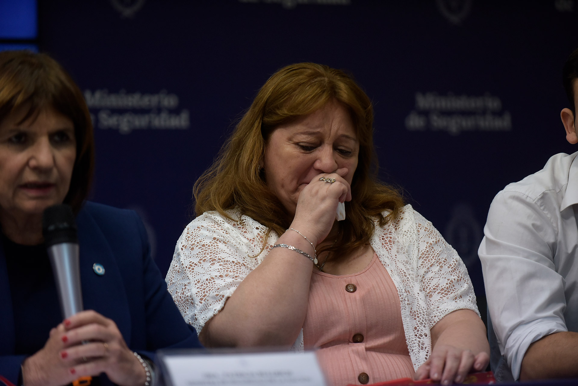 Mercados: subieron los bonos y bajó el riesgo país tras la cancelación de vencimientos de deuda en dólares