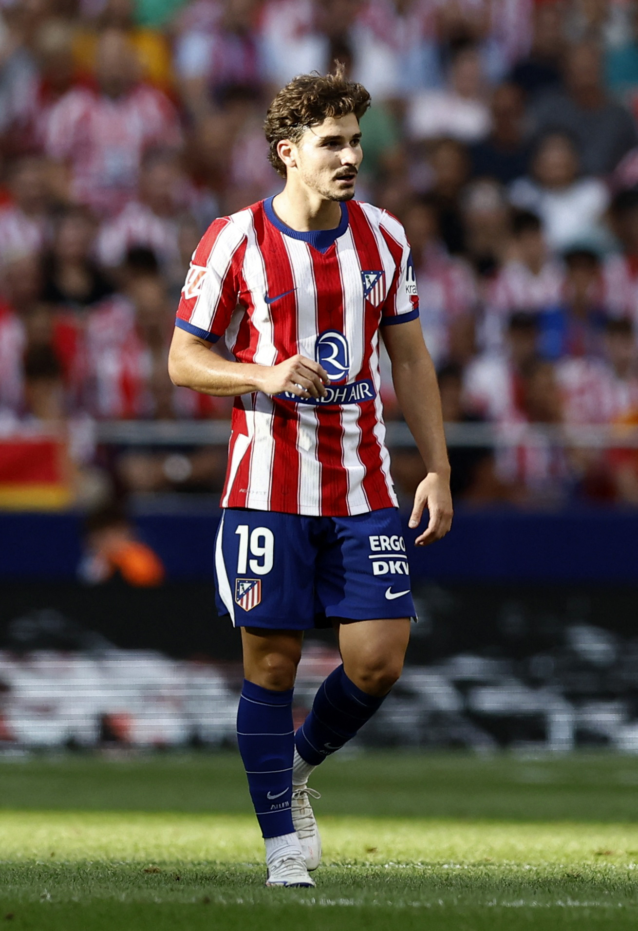 Puede jugar para Italia, Alemania y Argentina: qui&eacute;n es el goleador que asoma como alternativa de Juli&aacute;n &Aacute;lvarez en el Barcelona