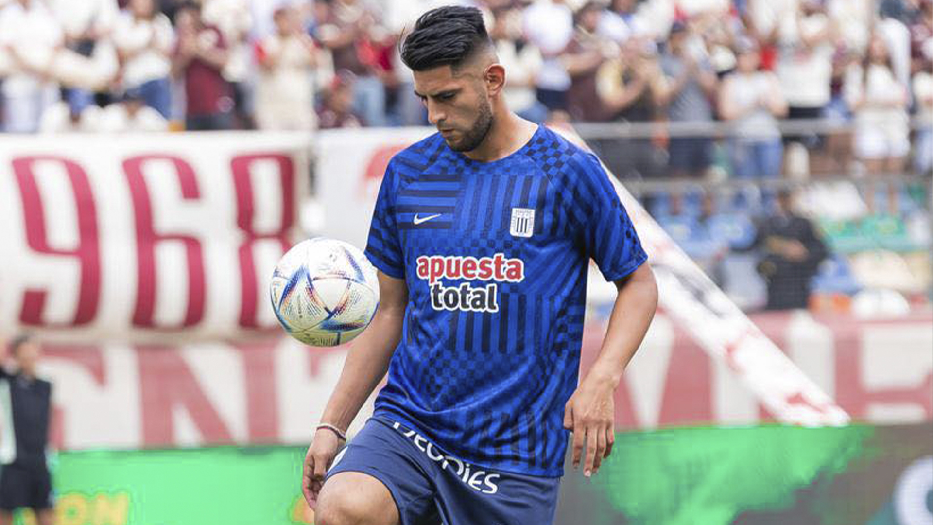 Carlos Zambrano expulsado en Universitario vs Alianza Lima VIDEO