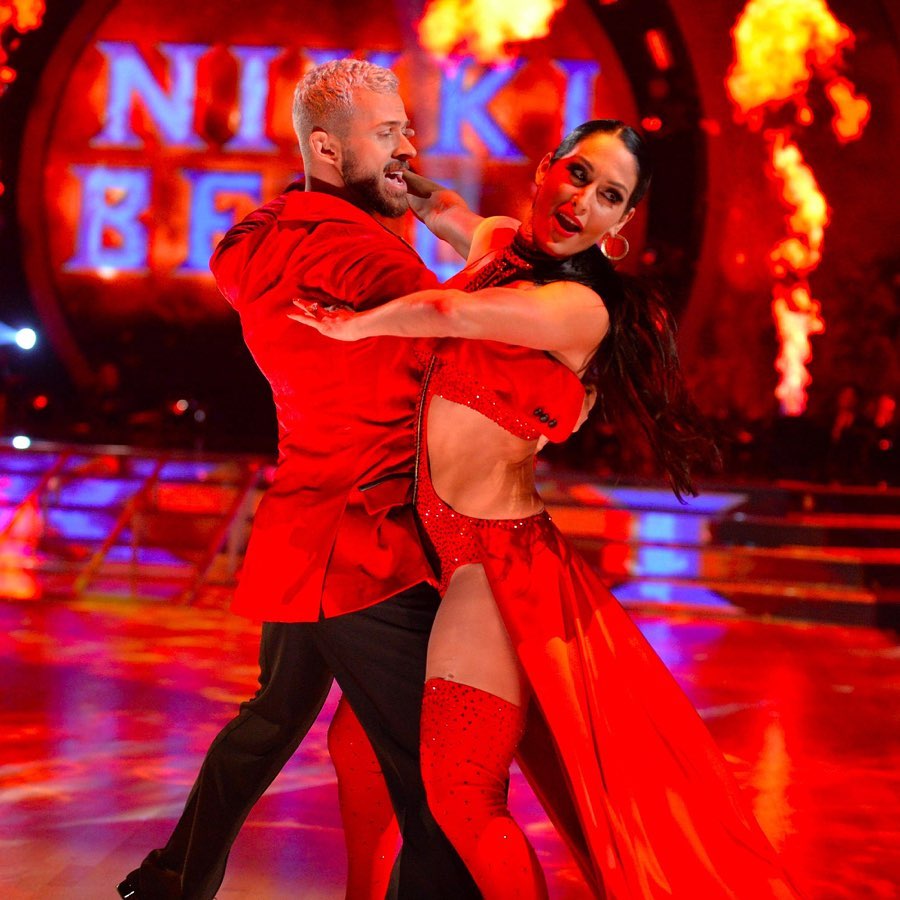 Nikki Garcia y Artem Chigvintsey se conocieron en 2017 en el show Dancing with the Stars. Foto: @nikkigarcia