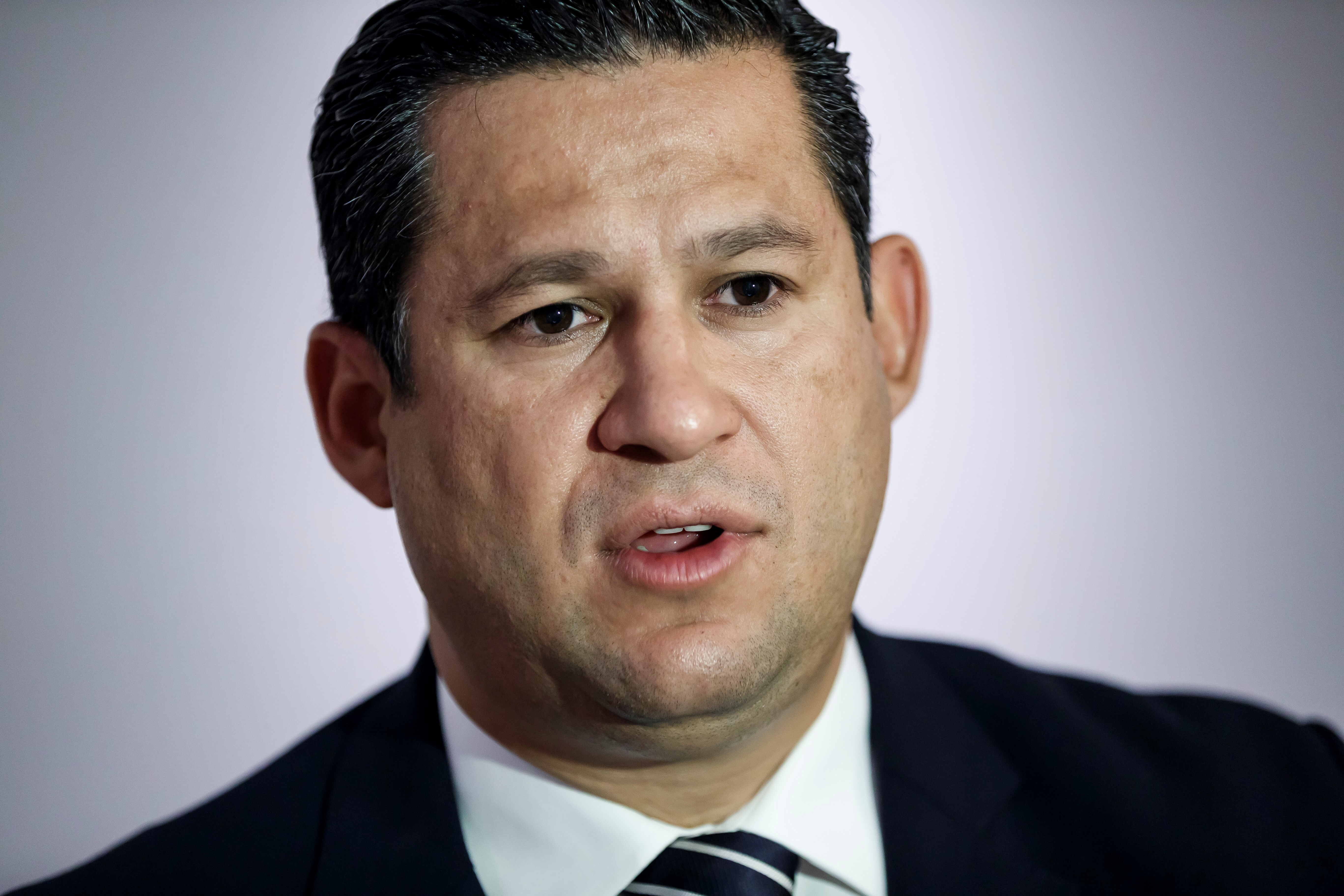 El gobernador de Guanajuato, Diego Sinhue, aseguró que una de las líneas de investigación tiene que ver con la concesión otorgada Méndez (México). EFE/José Méndez/Archivo
