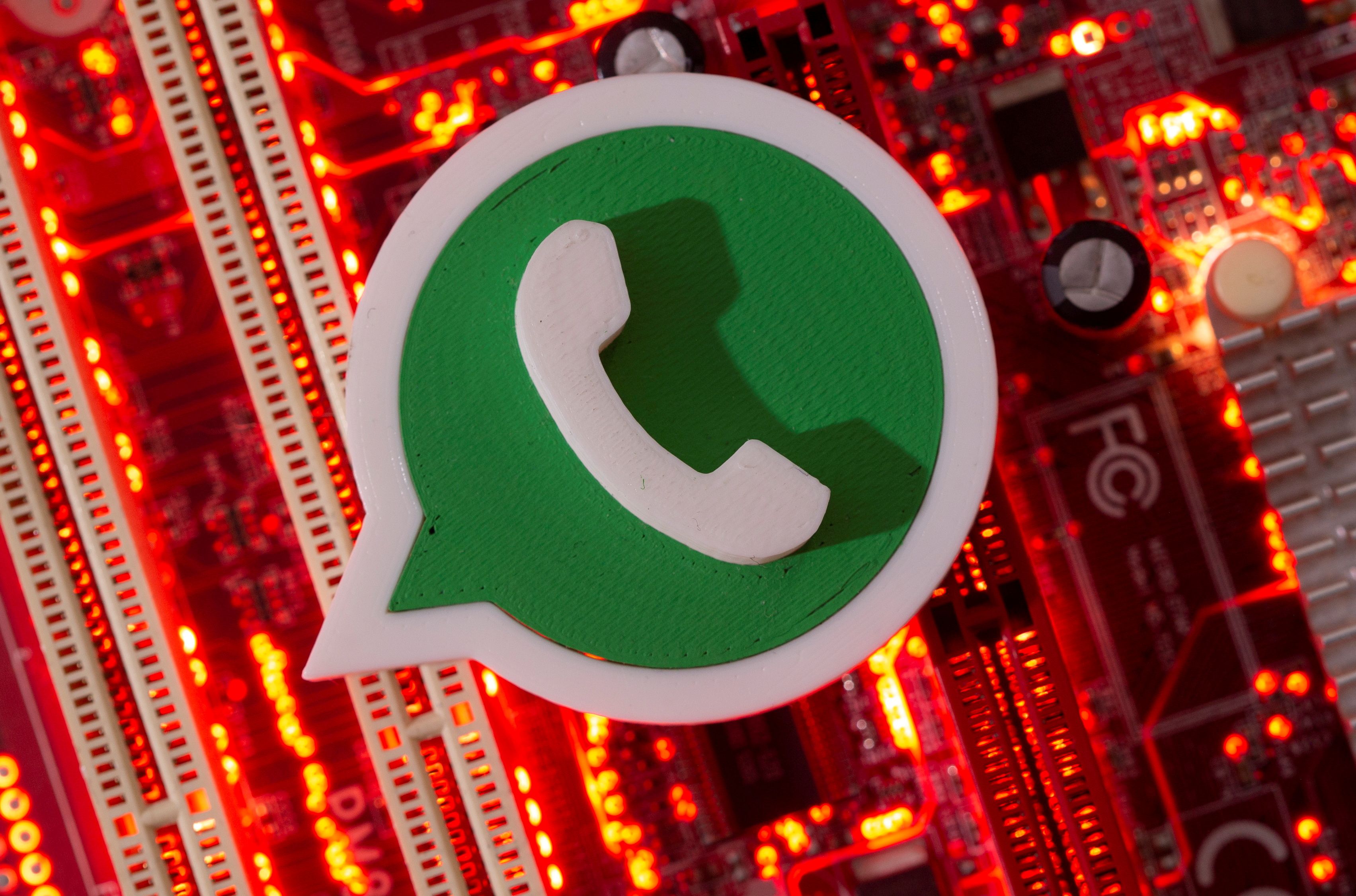 Errores más comunes de los usuarios de WhatApp (Foto: REUTERS/Dado Ruvic/Illustration/File Photo)