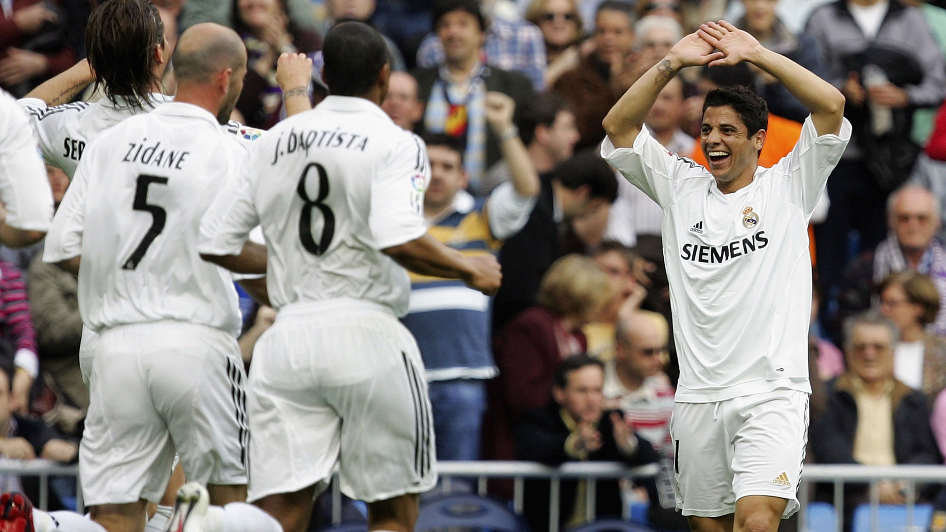 Cicinho scored three goals with the Real Madrid shirt (Getty)