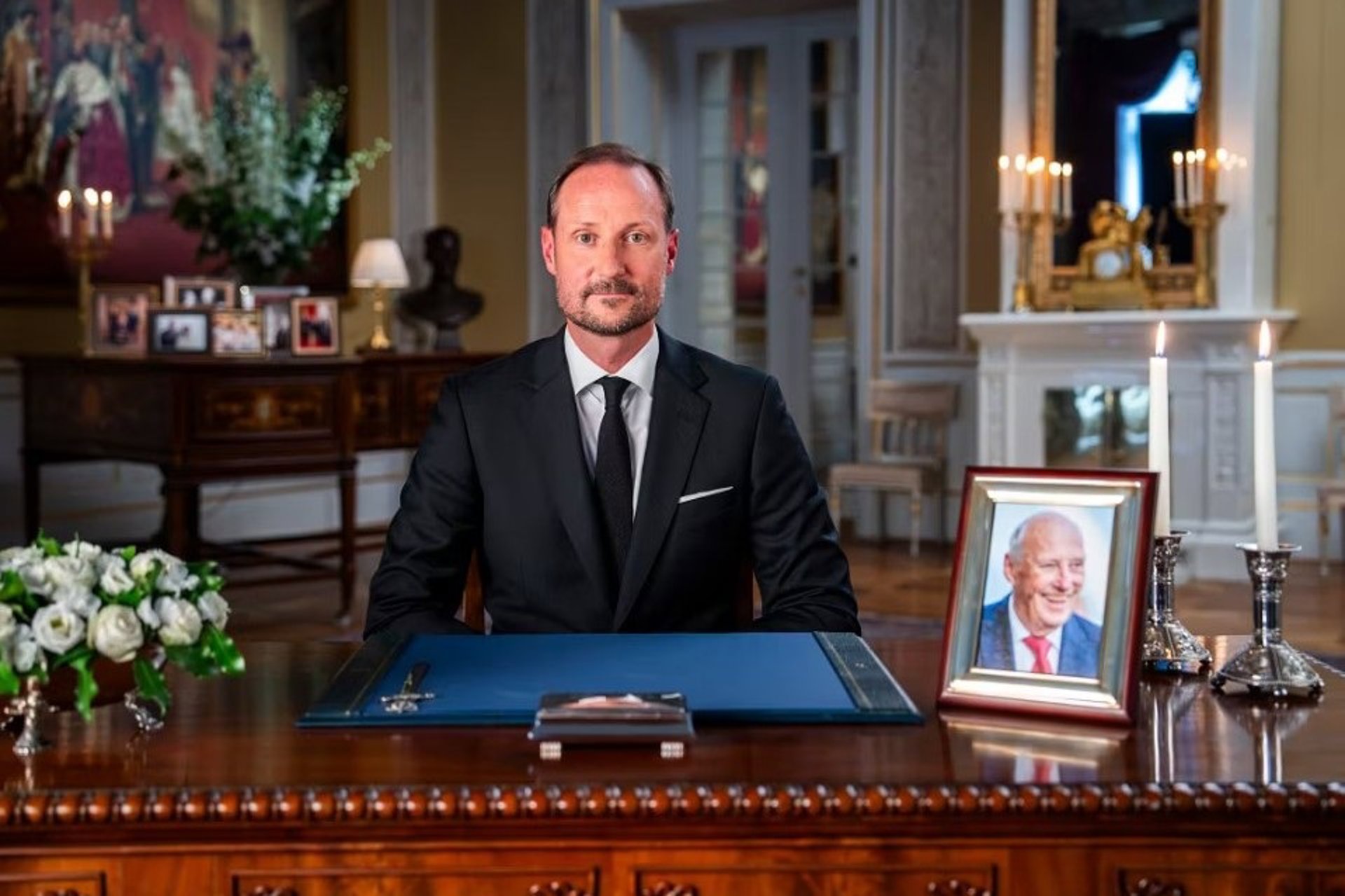 El rey Haakon VIII de Noruega record&oacute; a su padre en su primer discurso como monarca: 