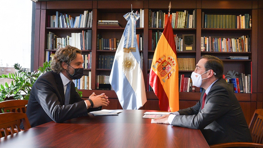 Santiago Cafiero agradeció al gobierno Pedro Sánchez el apoyo en las negociaciones con el FMI