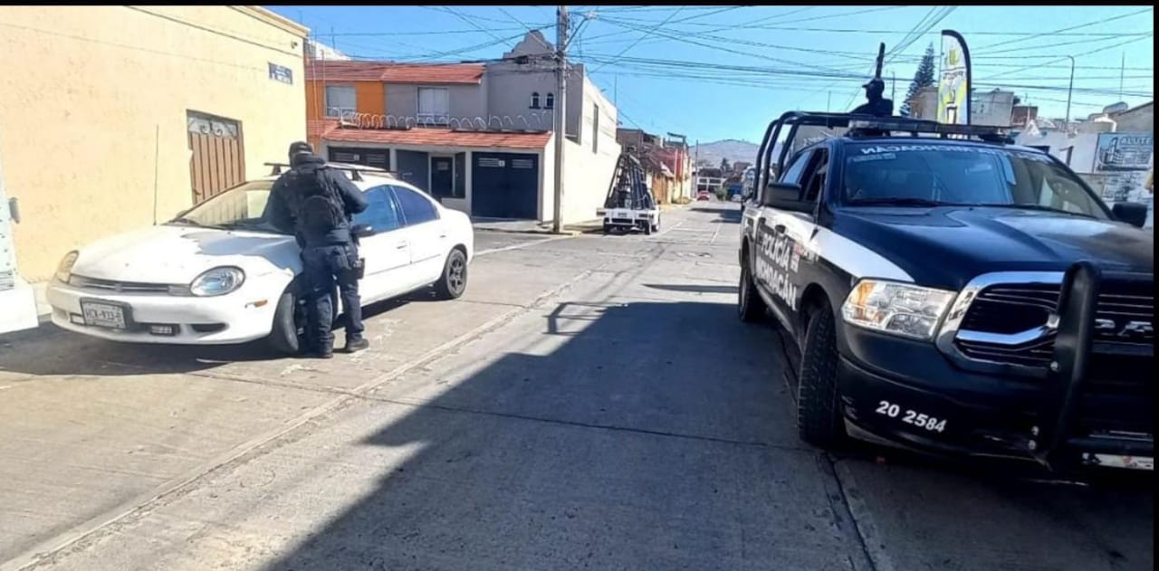 Michoacán Cayó Sujeto Ebrio Que Disparó Y Asustó A Comensales De Una