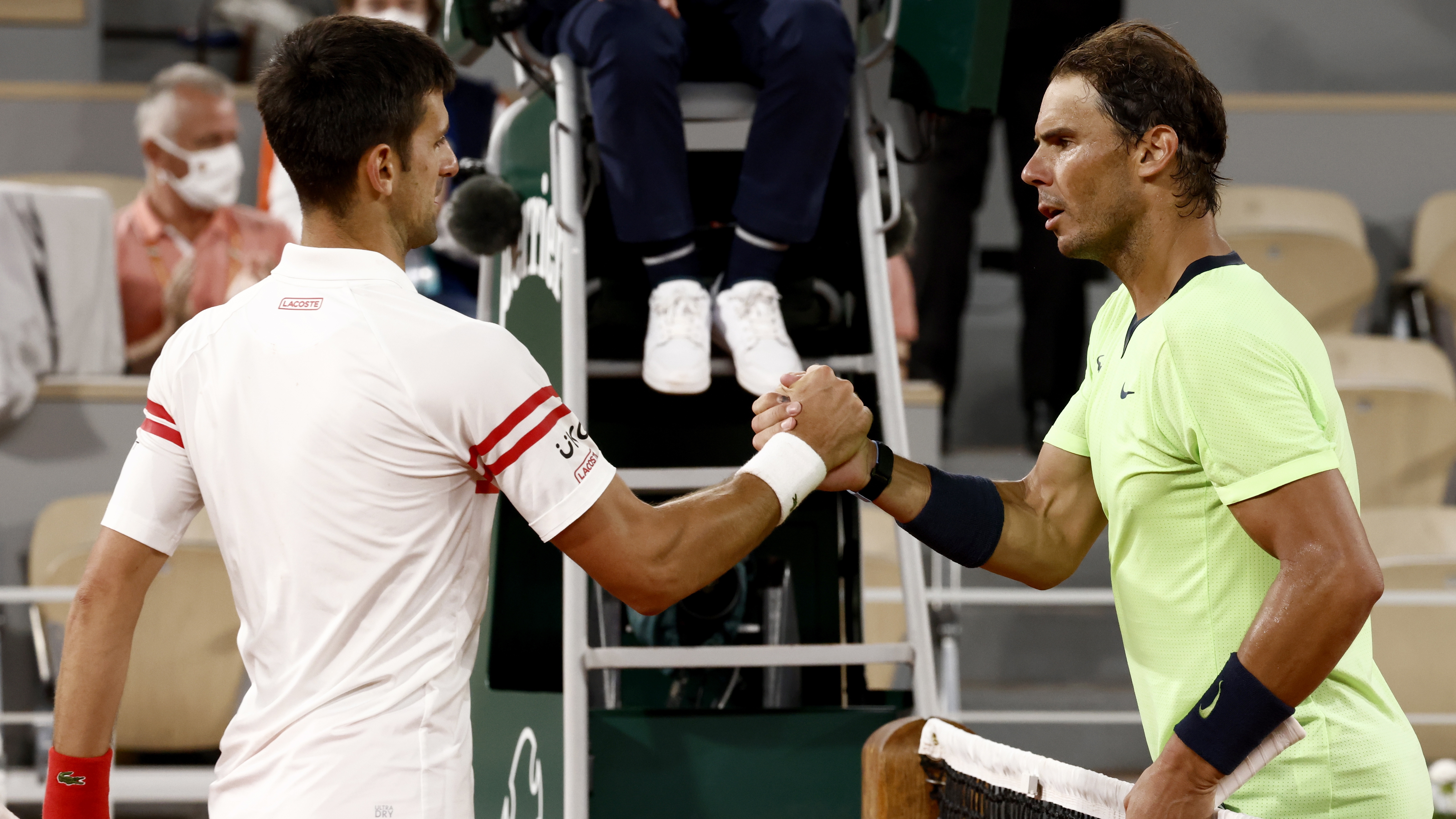 Rafael Nadal se mostró crítico con la postura de Novak Djokovic (EFE/EPA/YOAN VALAT/Archivo)
