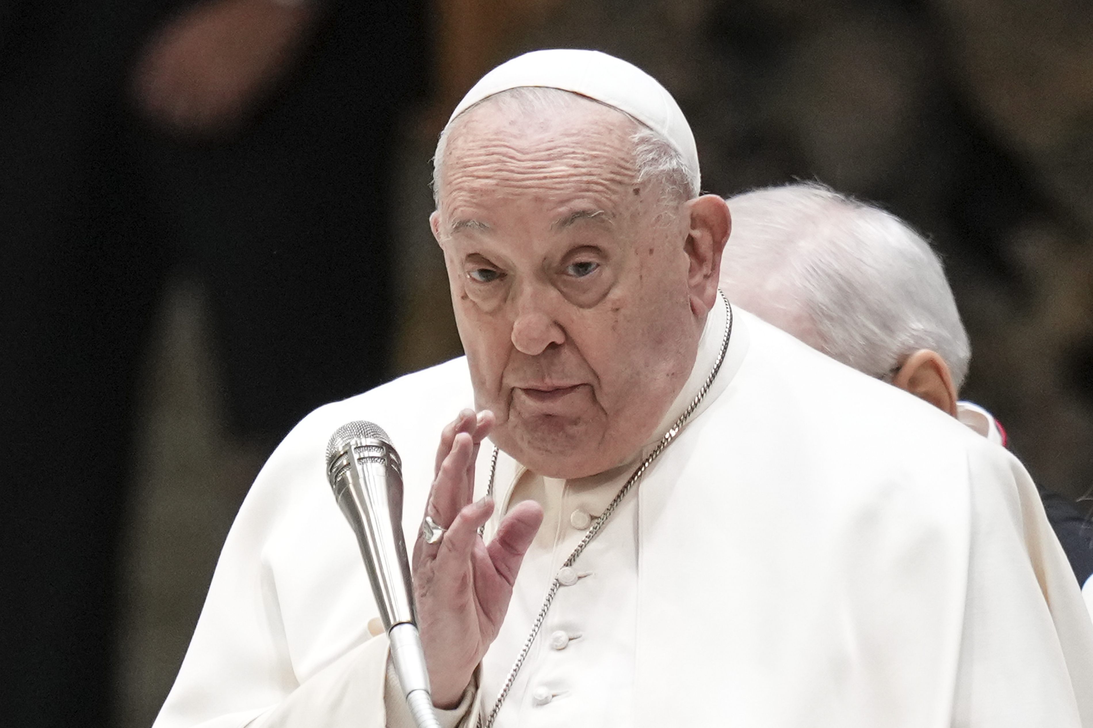 El papa Francisco pidió superar el machismo en la Curia: “Se piensa que las mujeres son de segunda clase”