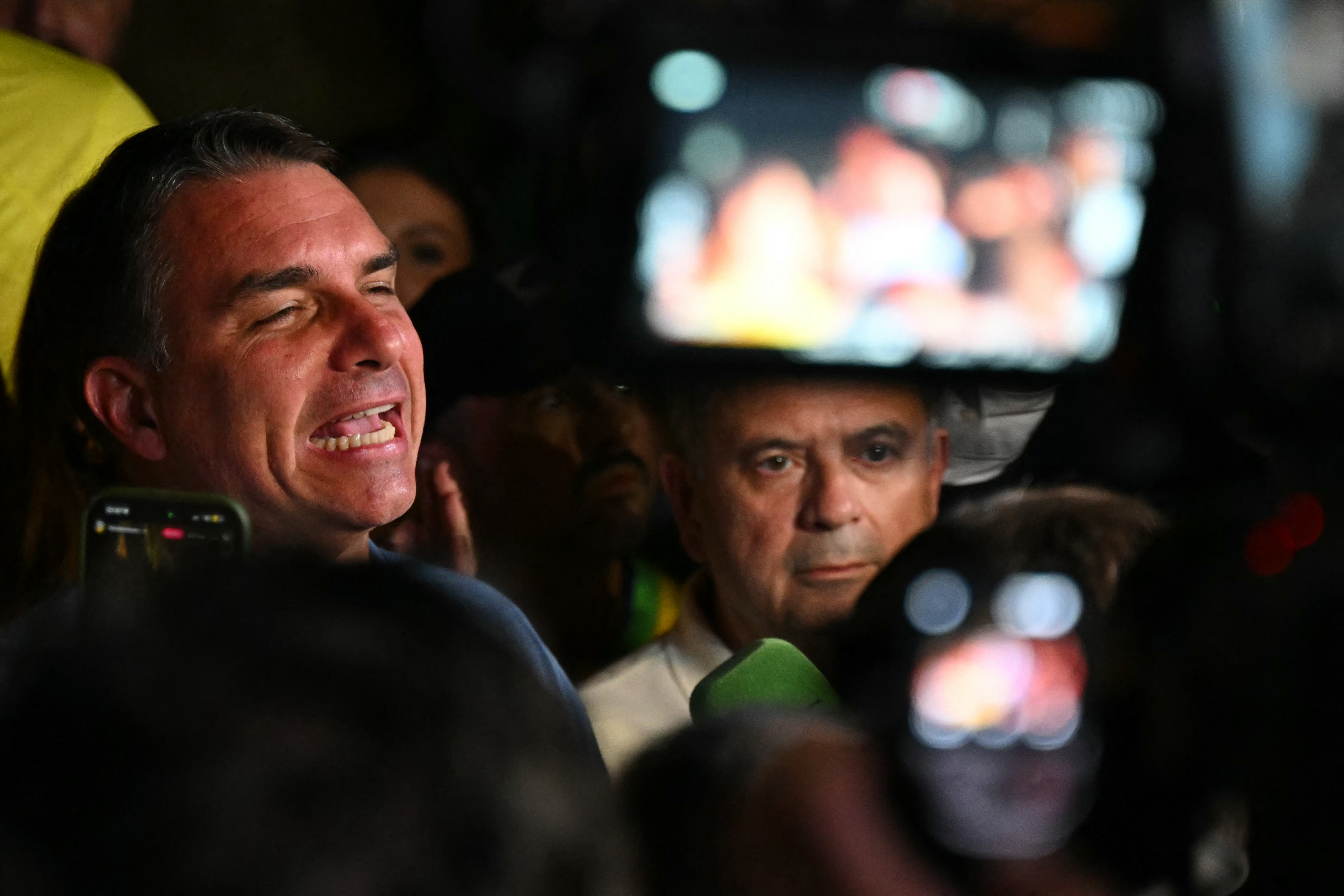 Los inversores del mundo y la ventaja de Bolsonaro en primera vuelta: el ETF de Brasil subía 8 por ciento
