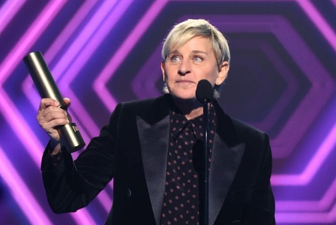 Ellen DeGeneres agradeció a su equipo de trabajo durante su conmovedor discurso en los People’s Choice Awards