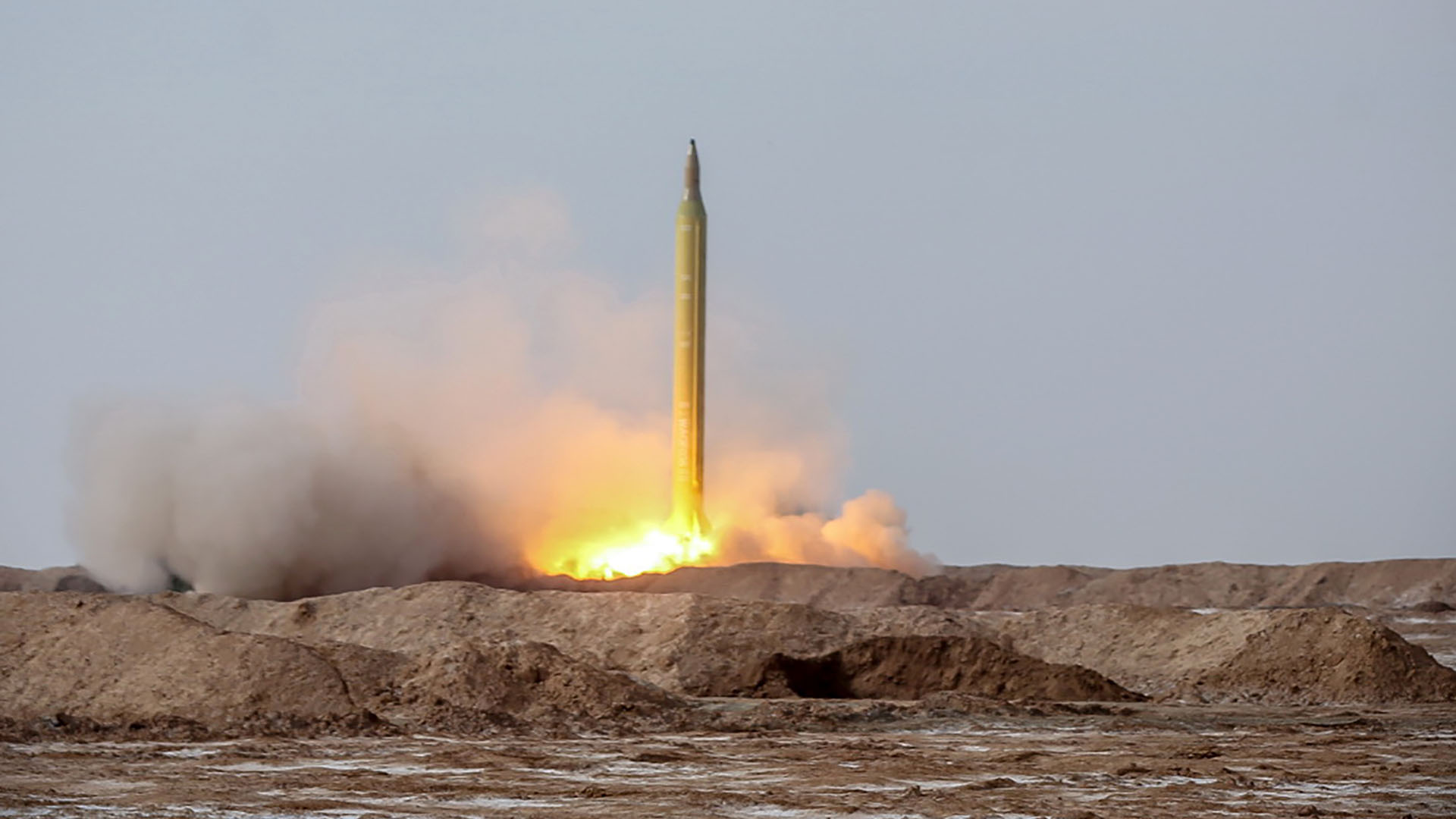 Irán volvió a desafiar a Occidente y probó nuevos misiles 