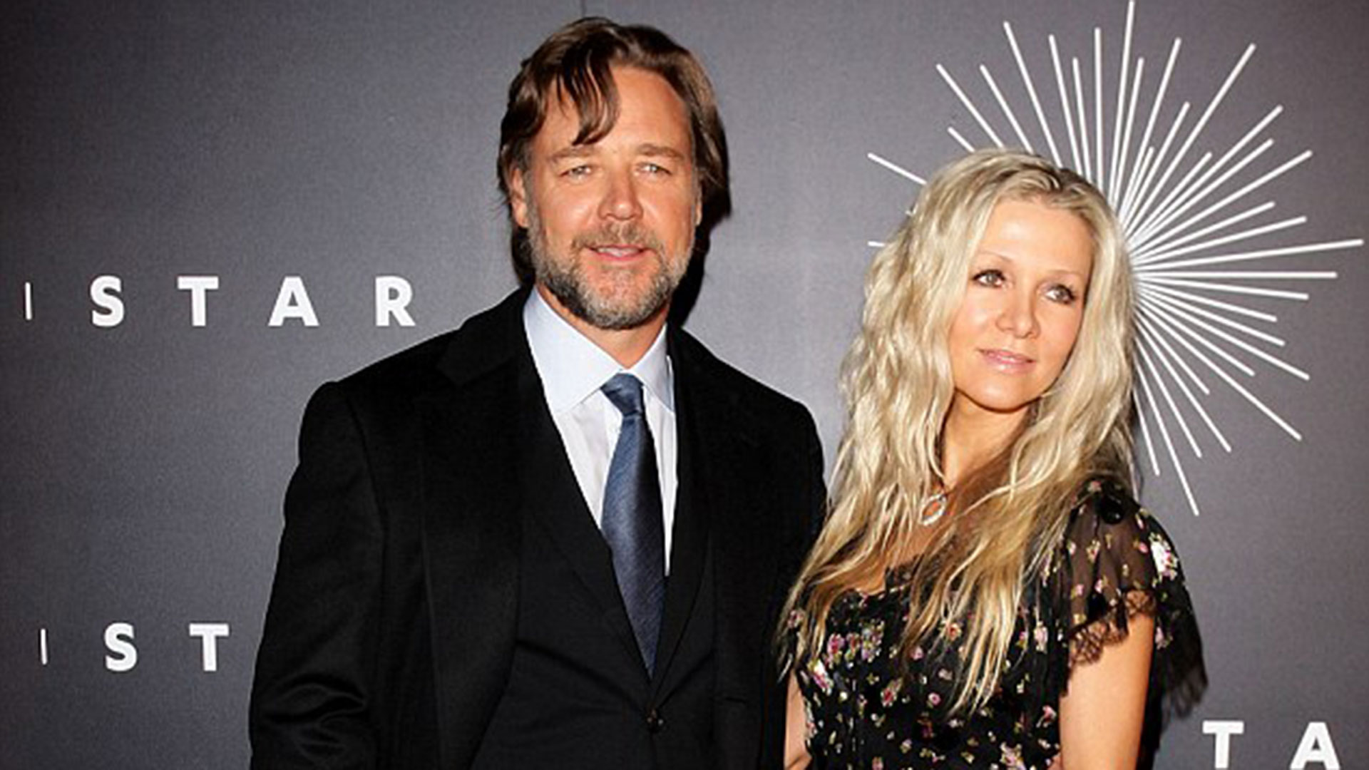 After breaking up with Meg Ryan, Crowe got back together with Danielle Spencer.  The reconciliation did not last long