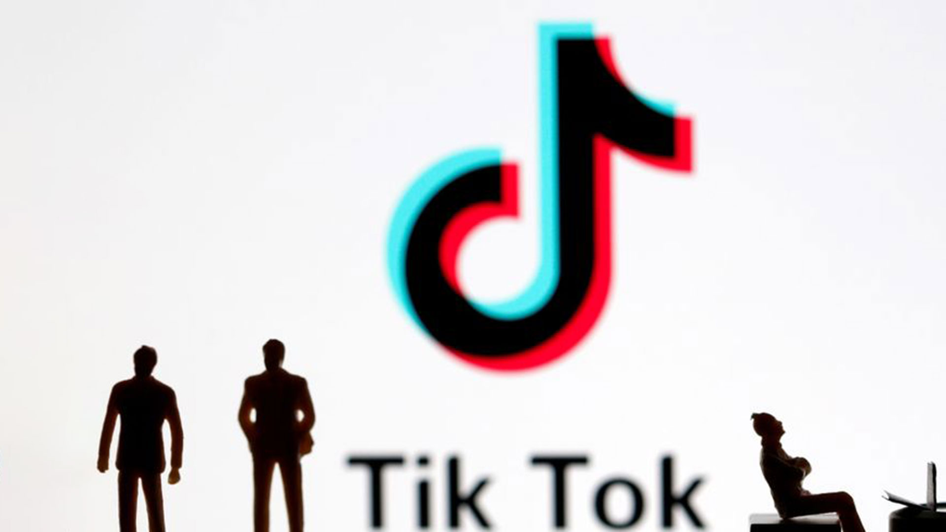 Tik Tok es una de las plataformas que más creció durante la pandemia (REUTERS/Dado Ruvic/Ilustración)
