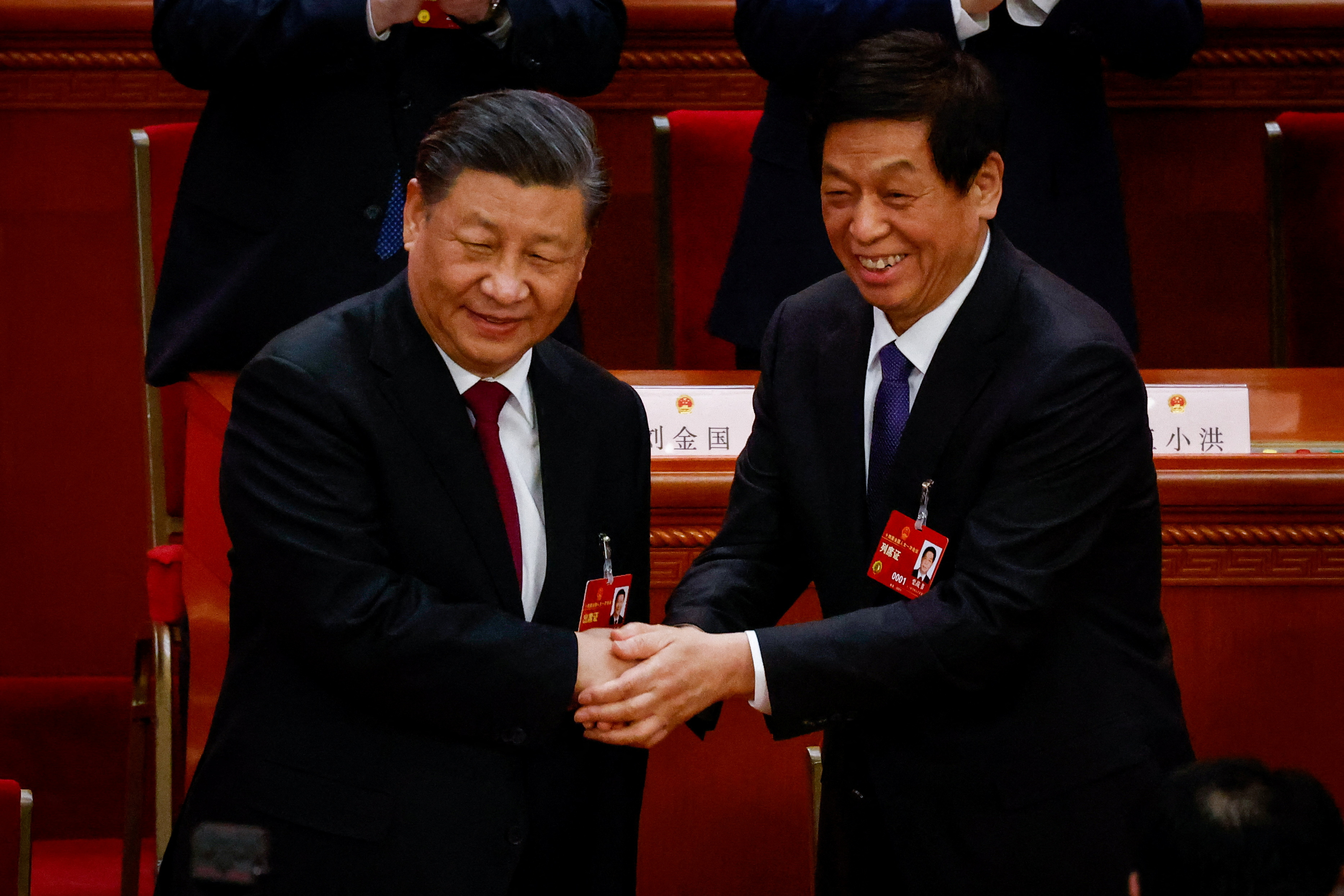 Reelegido en octubre al frente del Partido Comunista (PCCh), Xi obtuvo este jueves un tercer mandato de cinco años como presidente, erigiéndose como el dirigente más poderoso desde Mao Zedong. (REUTERS)