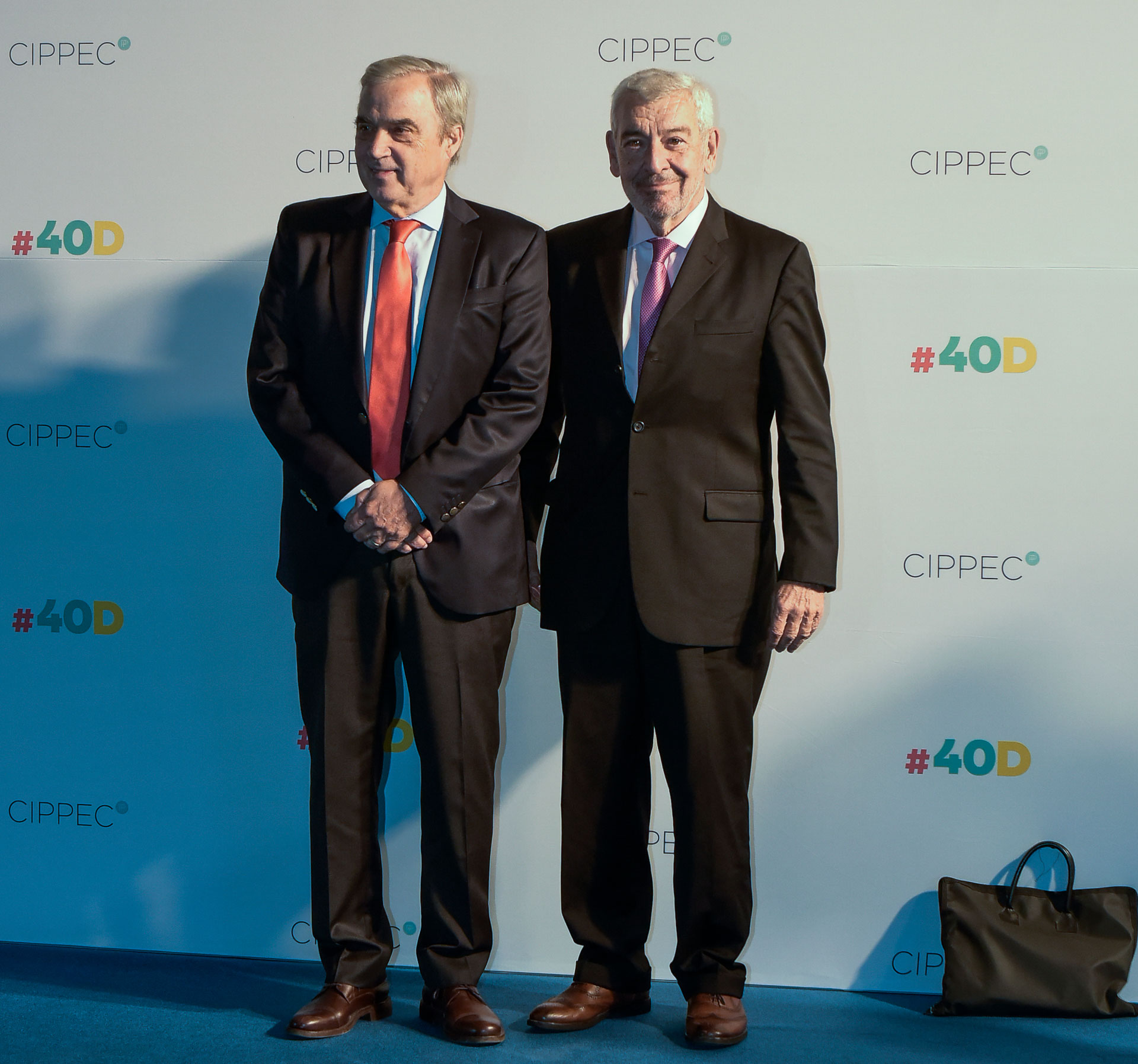 A la derecha, el presidente del CARI -Consejo Argentino para las Relaciones Internacionales- y ex embajador argentino en Chile, Octavio Bordón
