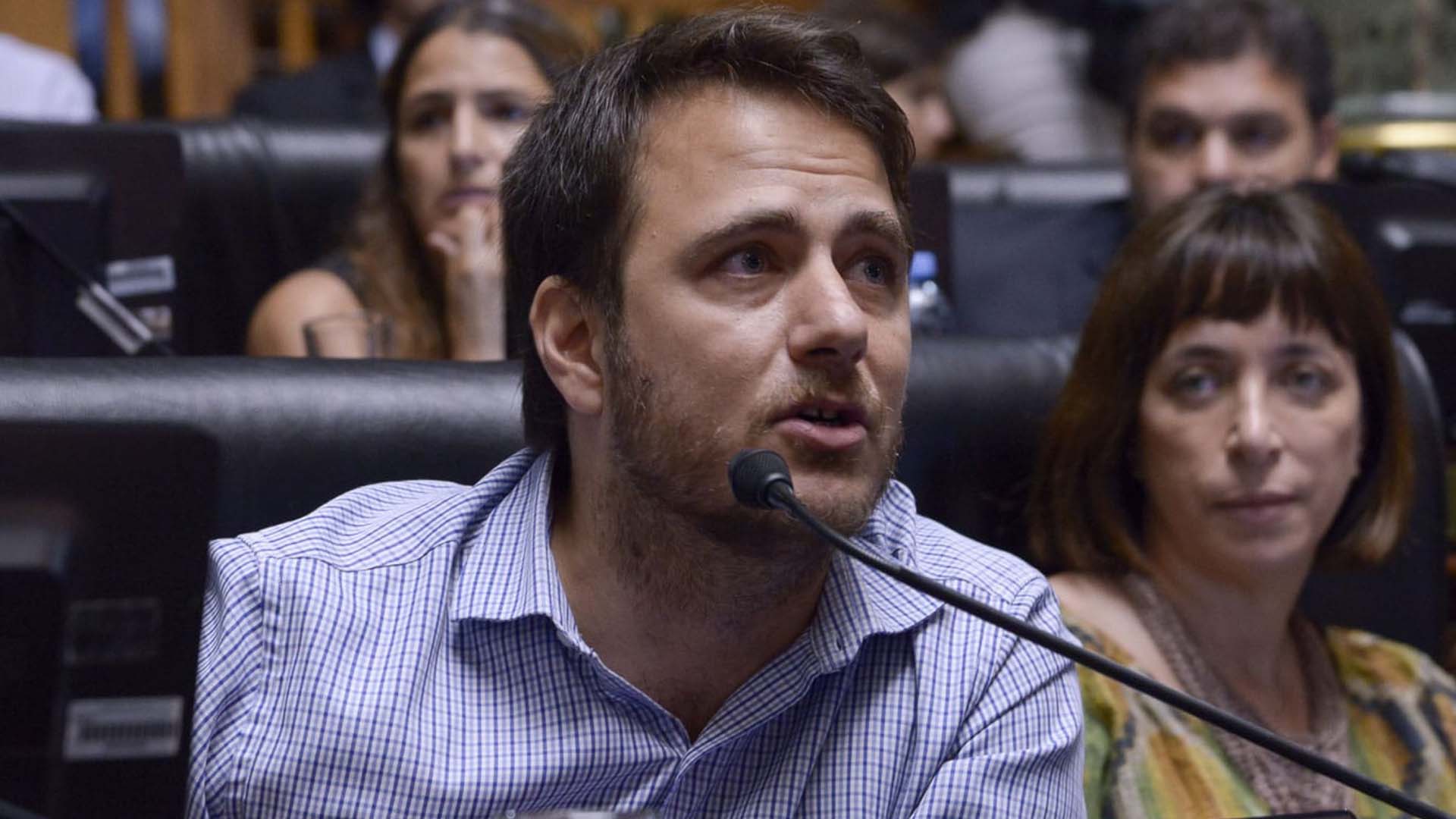 El legislador porteño Hernán Reyes