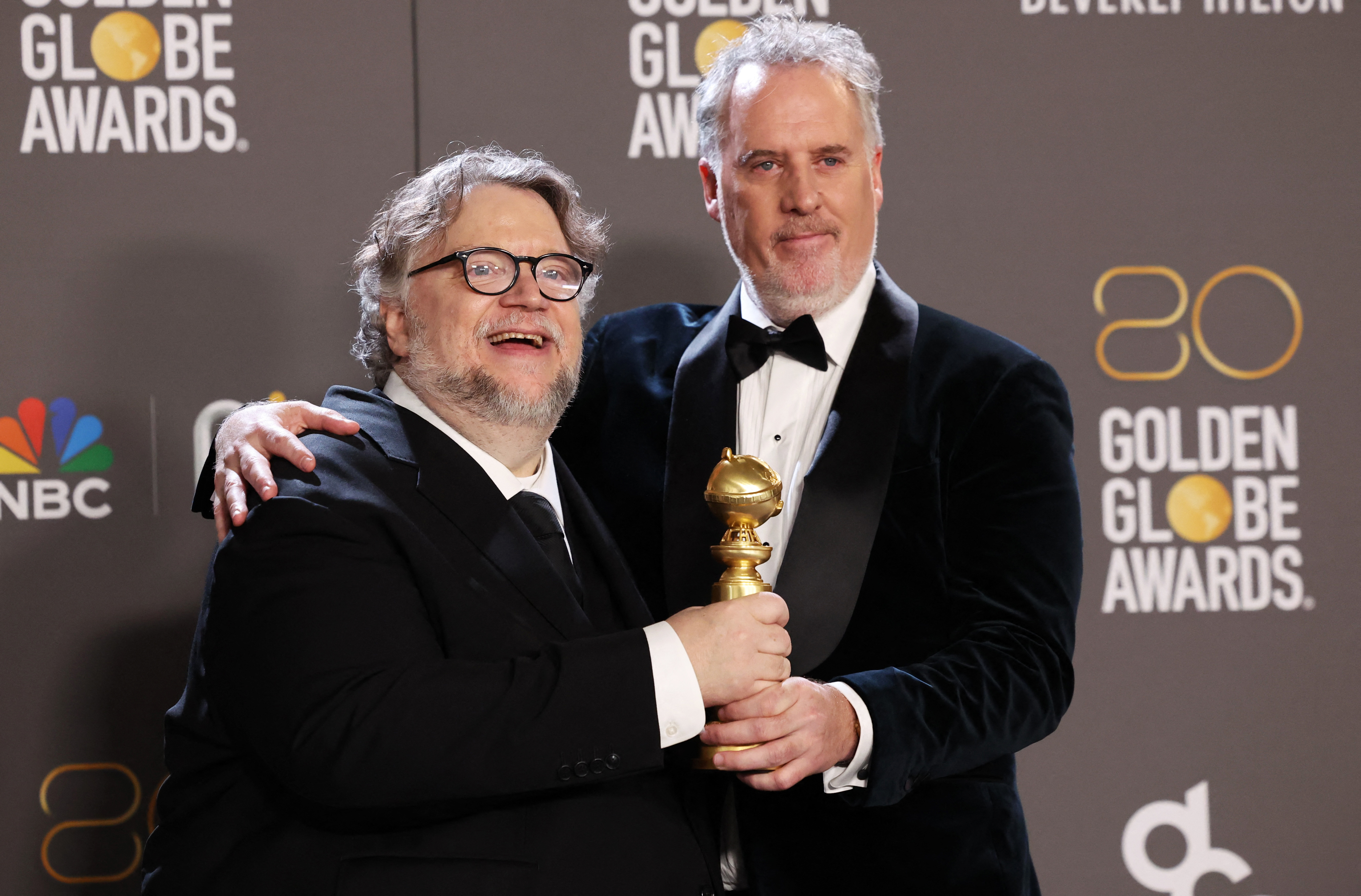 Guillermo del Toro y Mark Gustafson (Foto: REUTERS/Mario Anzuoni)