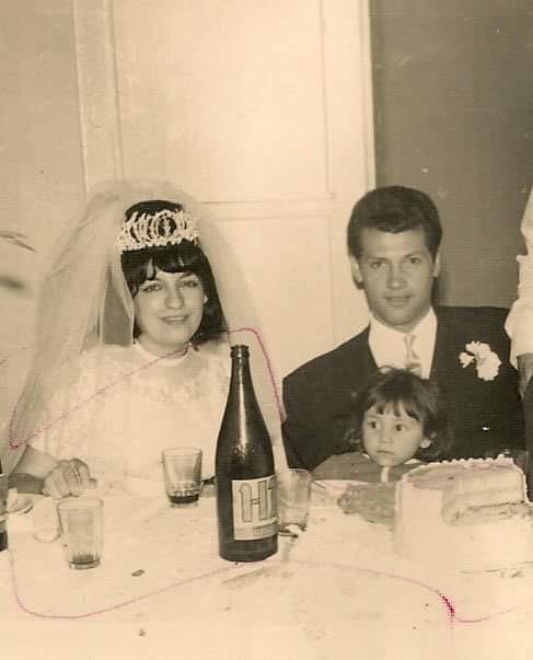 Irene Vidoz y Miguel Coronel, padres de Pablo Ruiz, el día de su boda