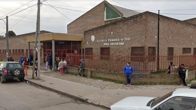 “Con las criaturas no se jode”: una nueva amenaza narco en una escuela de Rosario paralizó a un barrio