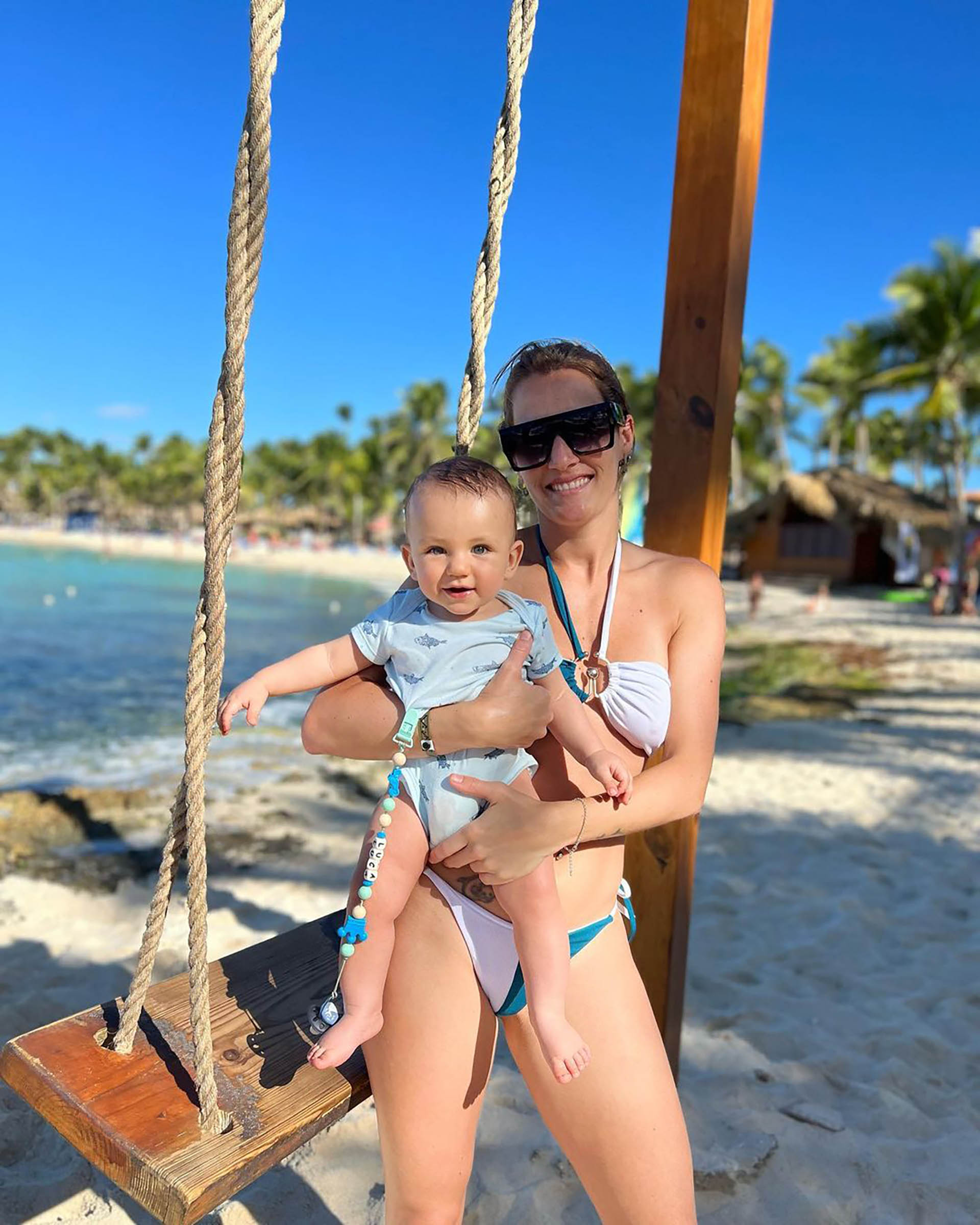Mica Viciconte y su hijo Luca