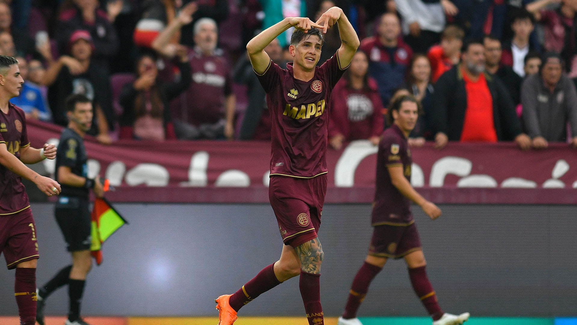 Tomás Belmonte marcó el gol de la victoria para Lanús ante Huracán en La Fortaleza (Télam)