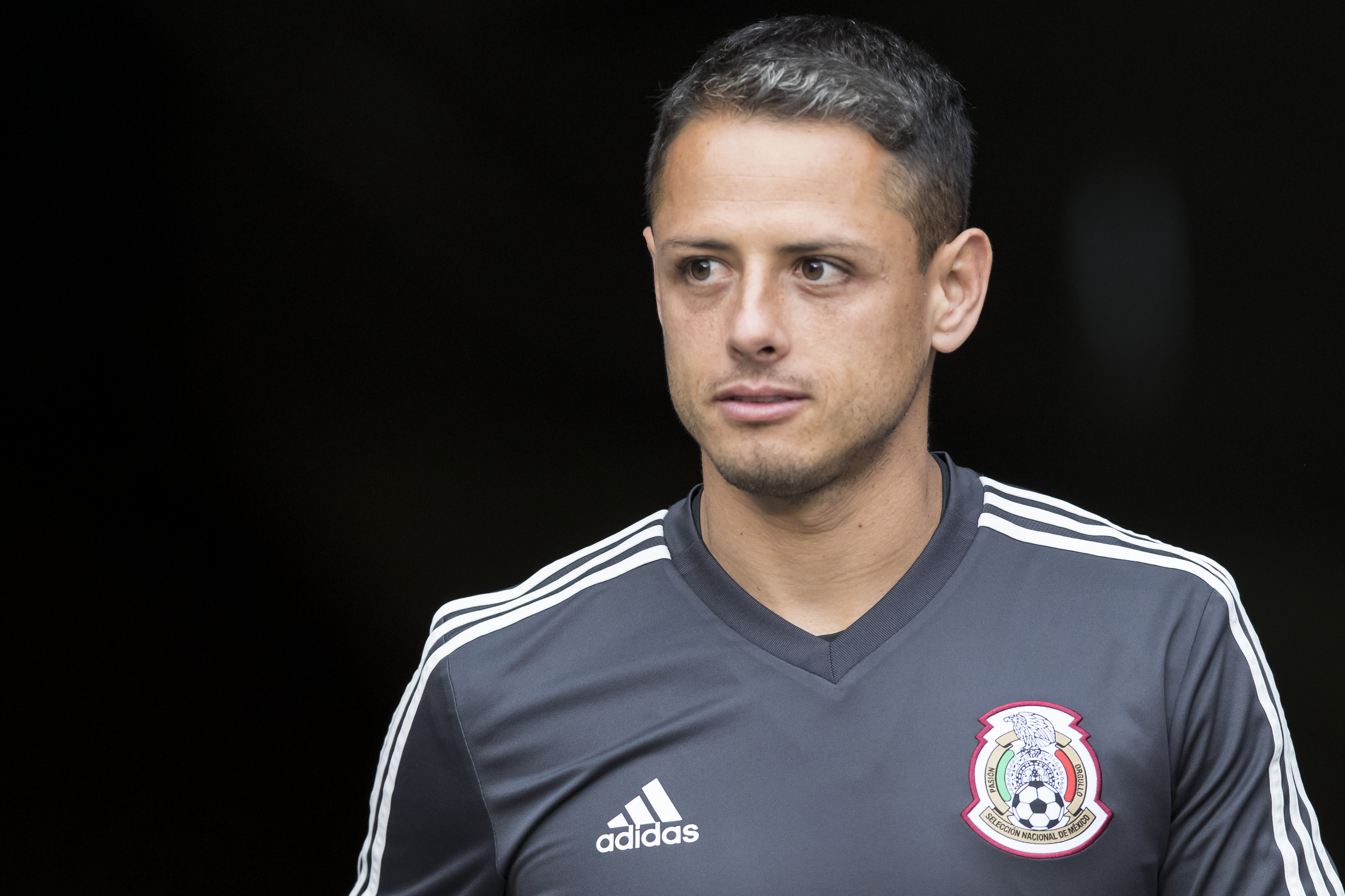 Javier Hernández ha declarado su intención de volver a ser convocado para defender la playera del Tricolor (Foto/Getty Images)