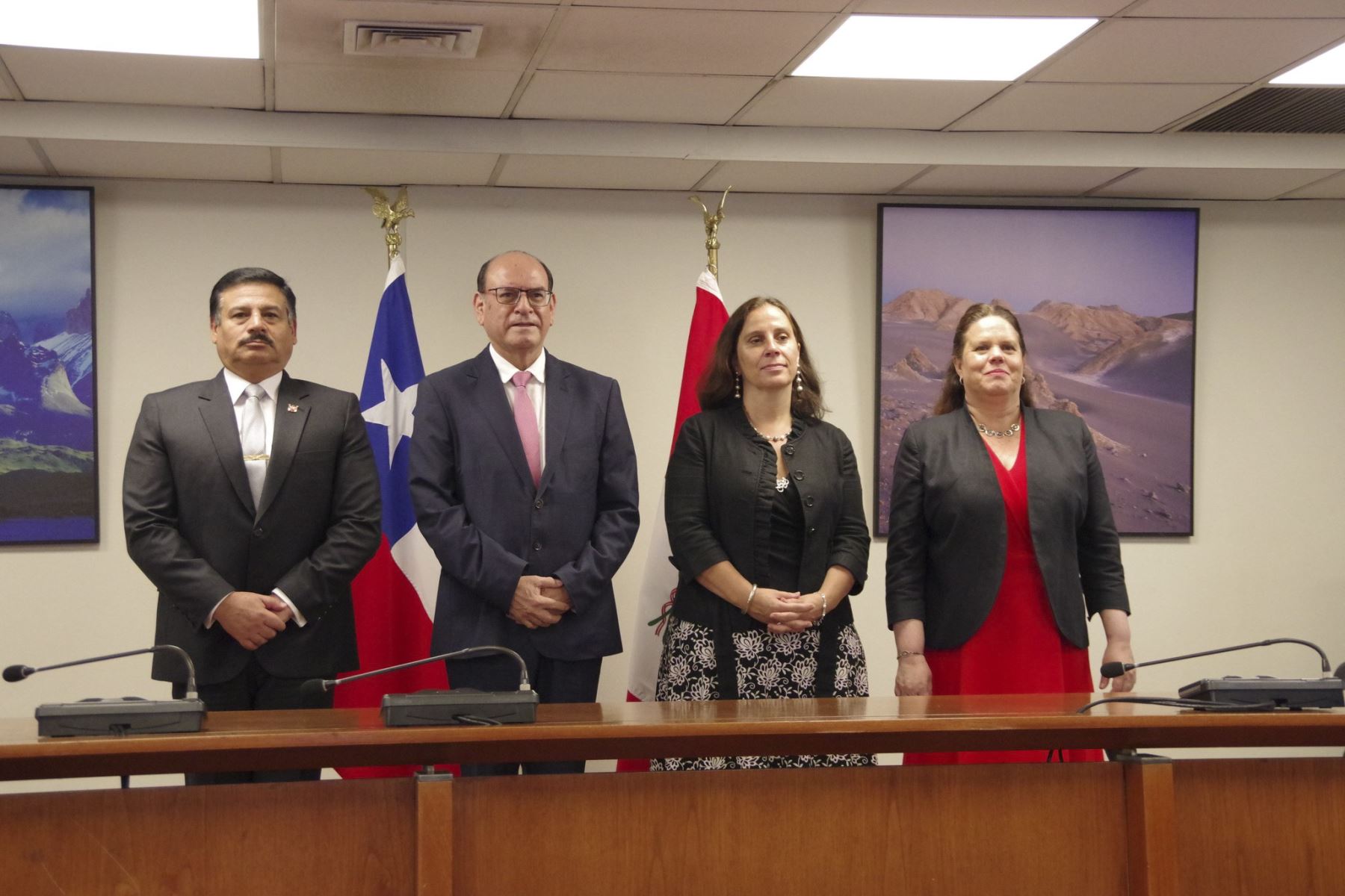 Cancilleres y ministros de Perú y Chile desarrollan encuentro binacional