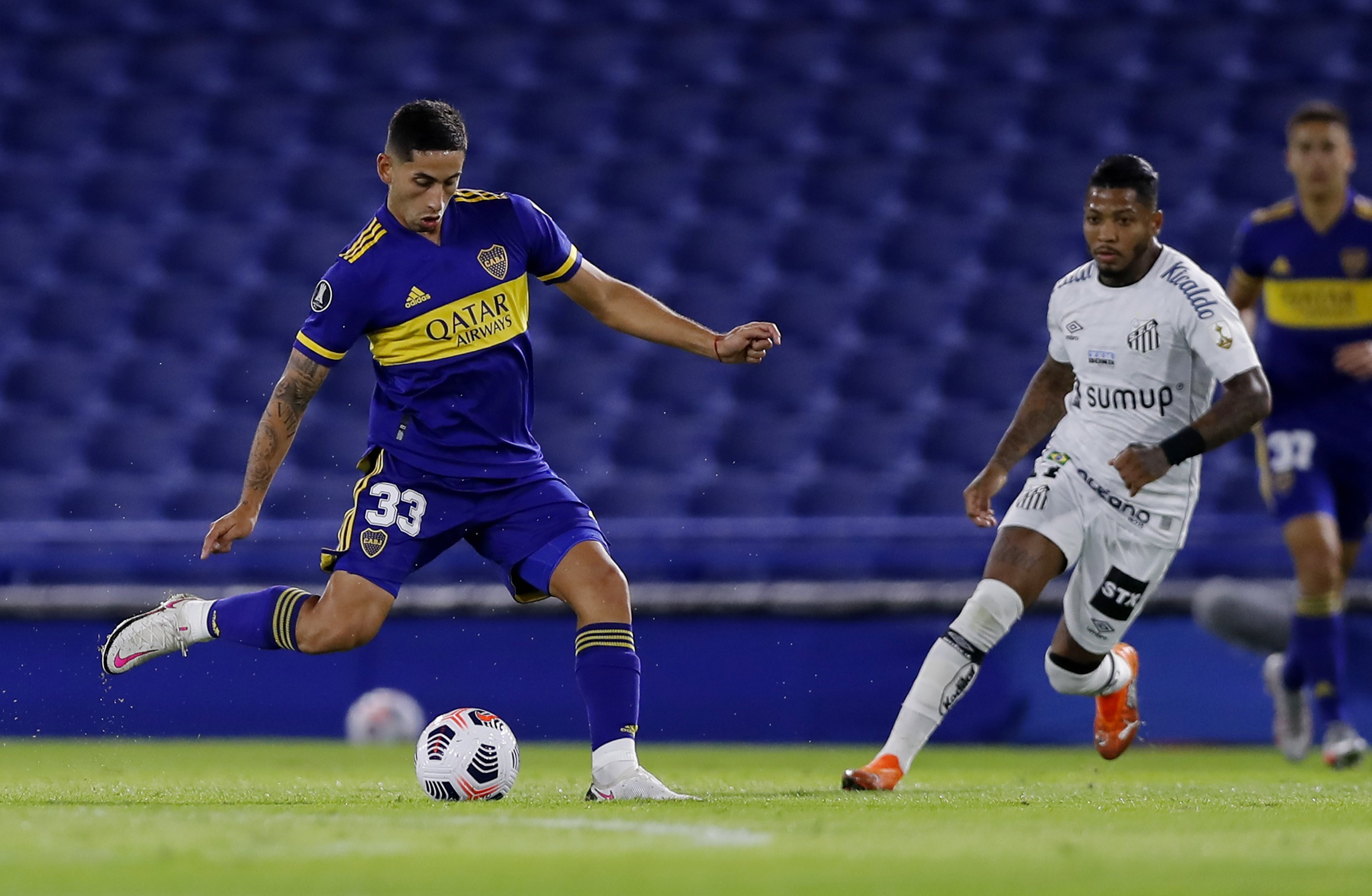 El lado desconocido de Alan Varela, una de las jóvenes figuras de Boca:  “Tenía problemas para venir a entrenar” - Infobae