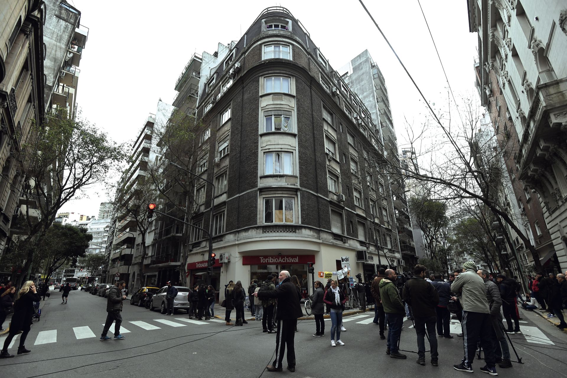 El edificio donde tiene su departamento Cristina Kirchner en Recoleta (AFP PHOTO / Eitan ABRAMOVICH)