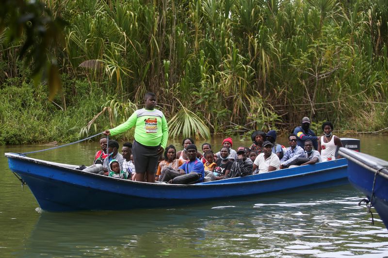 Incautan en Panamá más de 20 lanchas colombianas que se utilizaban para el tráfico ilegal de migrantes