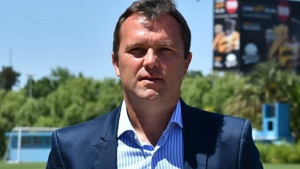 Detuvieron a un falso médico que seguía atendiendo en su casa mientras cumplía con prisión domiciliaria 