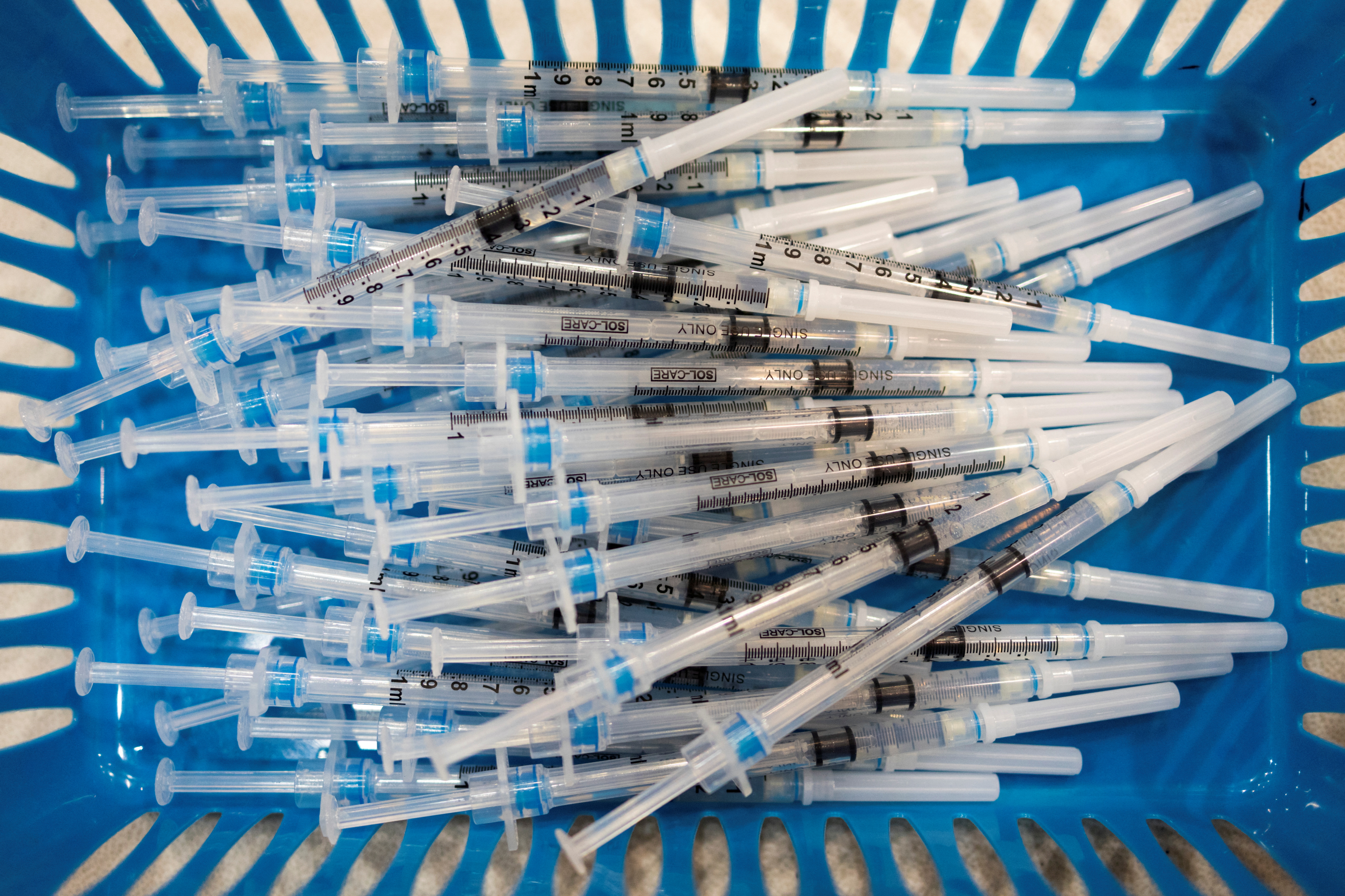 Esta vacuna es una versión nueva, y “más eficaz”  (REUTERS/Hannah Beier)