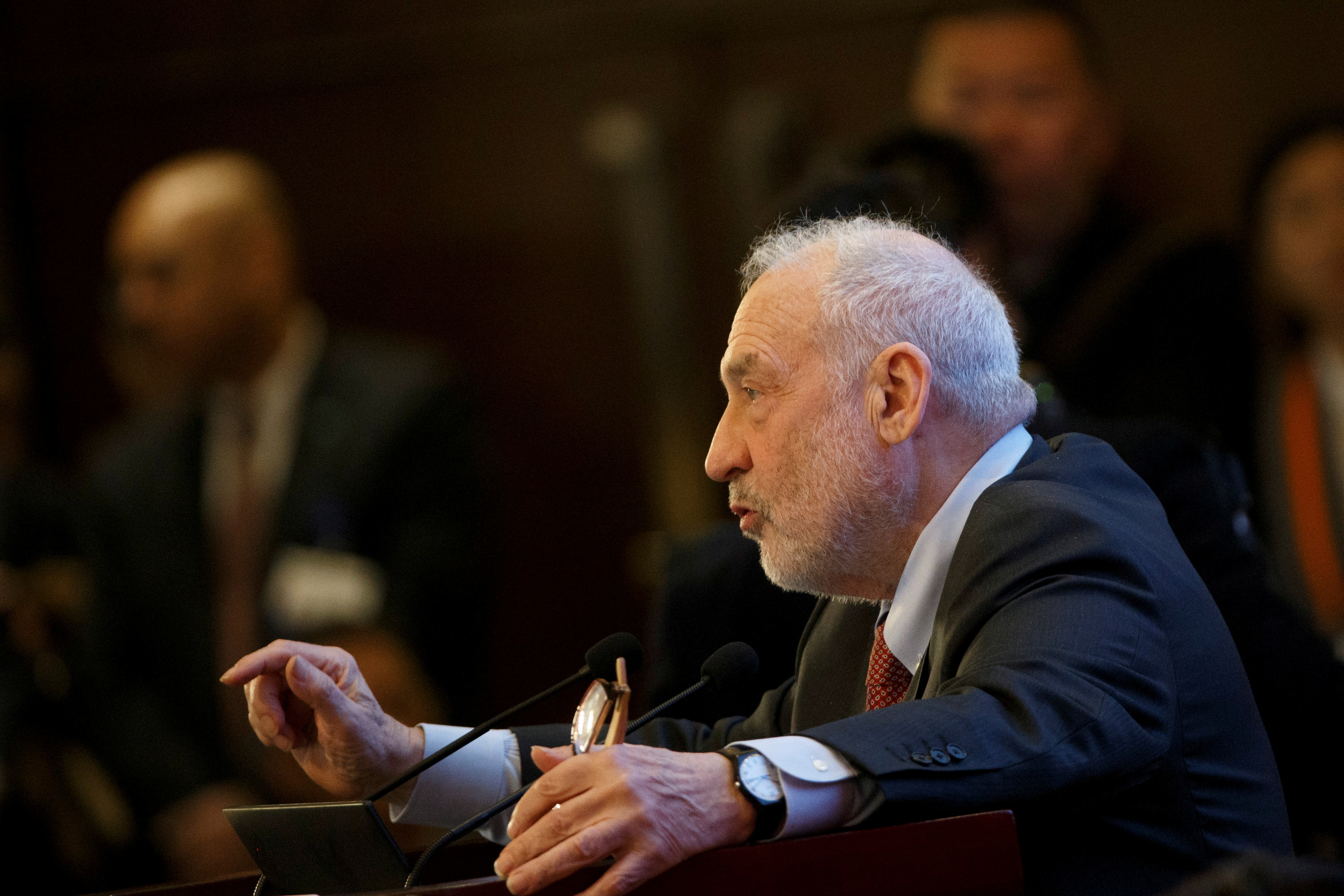 Ante la crítica, Stiglitz ahora dice que exageró al hablar de “milagro argentino” y que no mencionó la inflación “por falta de espacio”