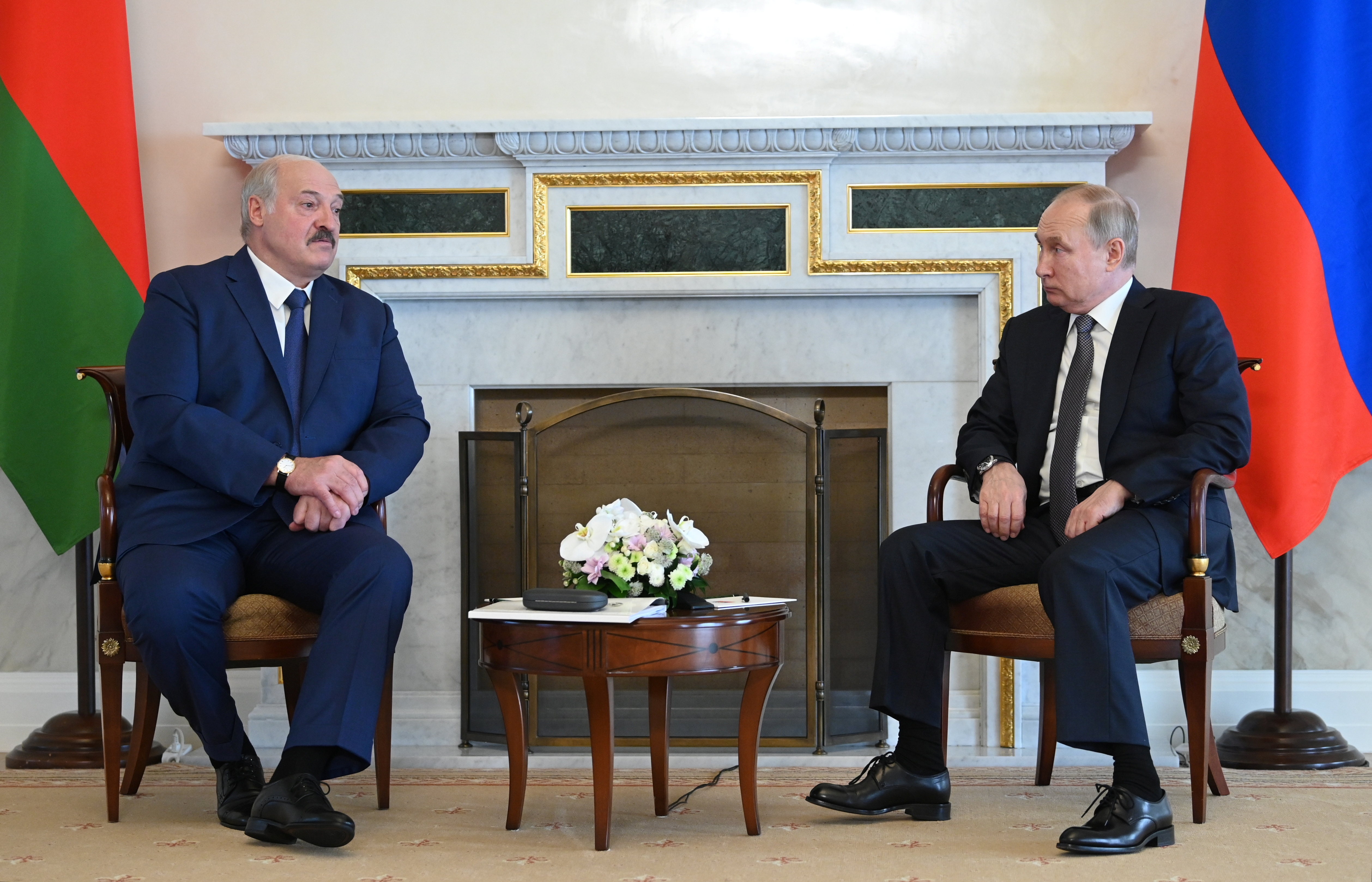 El presidente ruso Vladimir Putin y el presidente bielorruso Alexander Lukashenko (Foto: Reuters)
