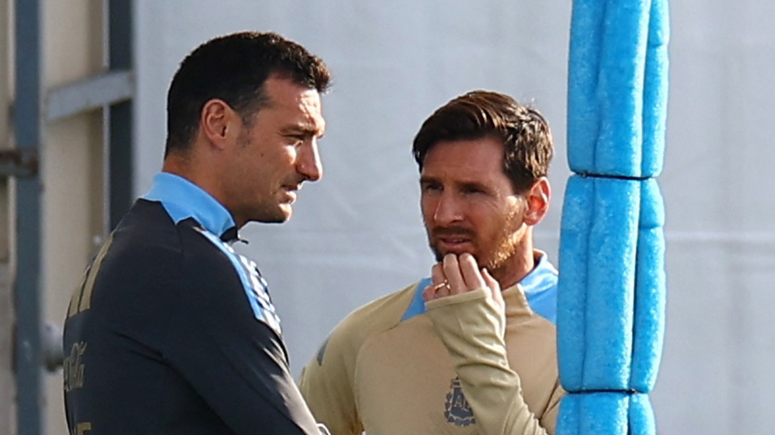 Establecieron quién será jefe de Gabinete interino en caso de la ausencia temporal de Manuel Adorni 