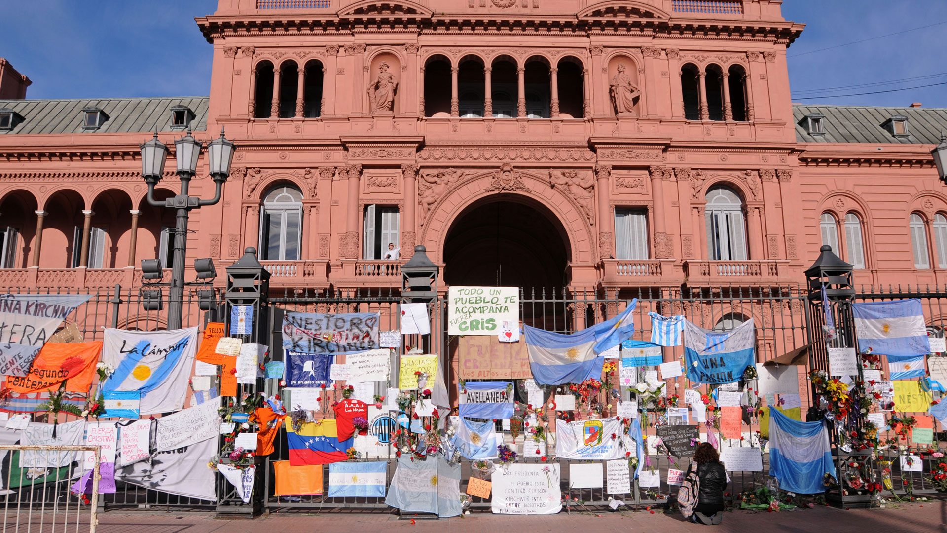 De Maradona A Lula Da Silva Las 24 Fotos Del Adios A Nestor Kirchner En Casa Rosada Infobae