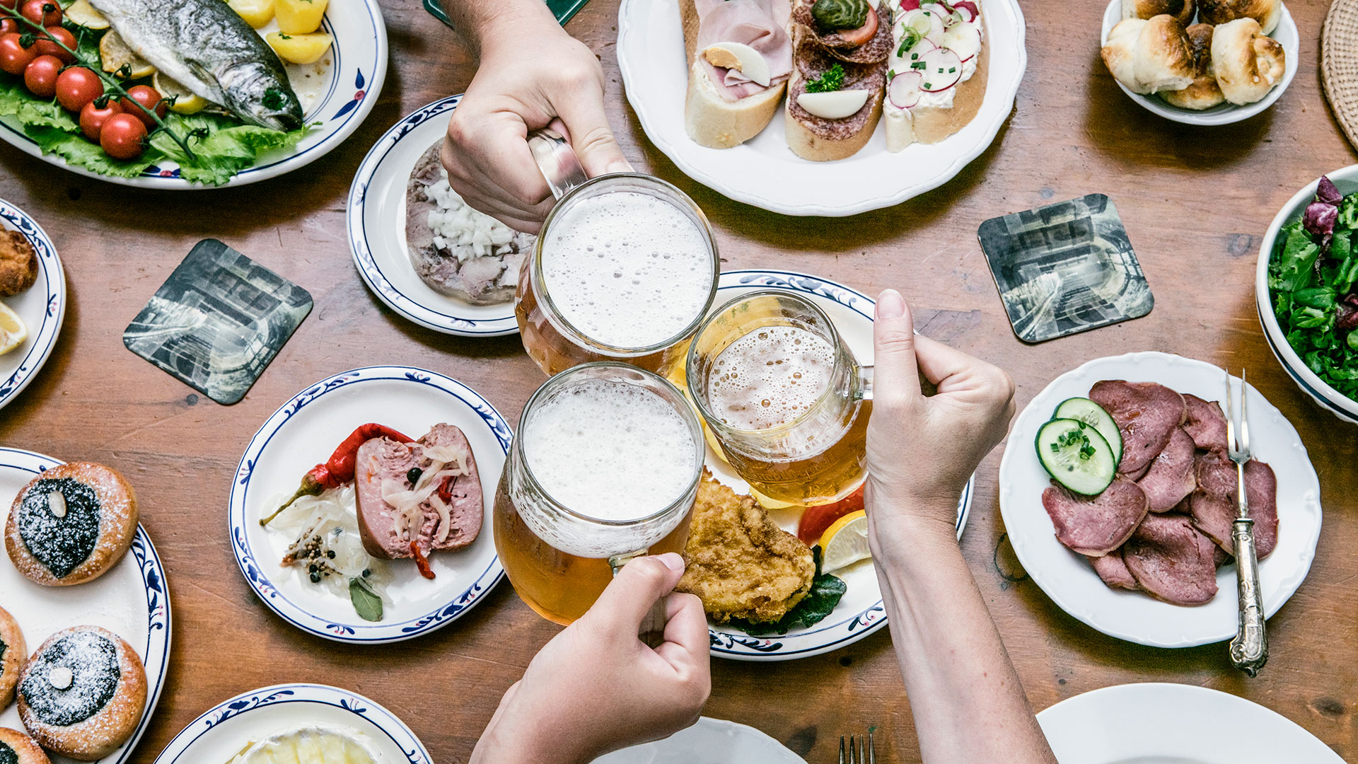Cerveza de malta de cebada: El toque dulce de la malta contrarresta los sabores picantes (Gettyimages)