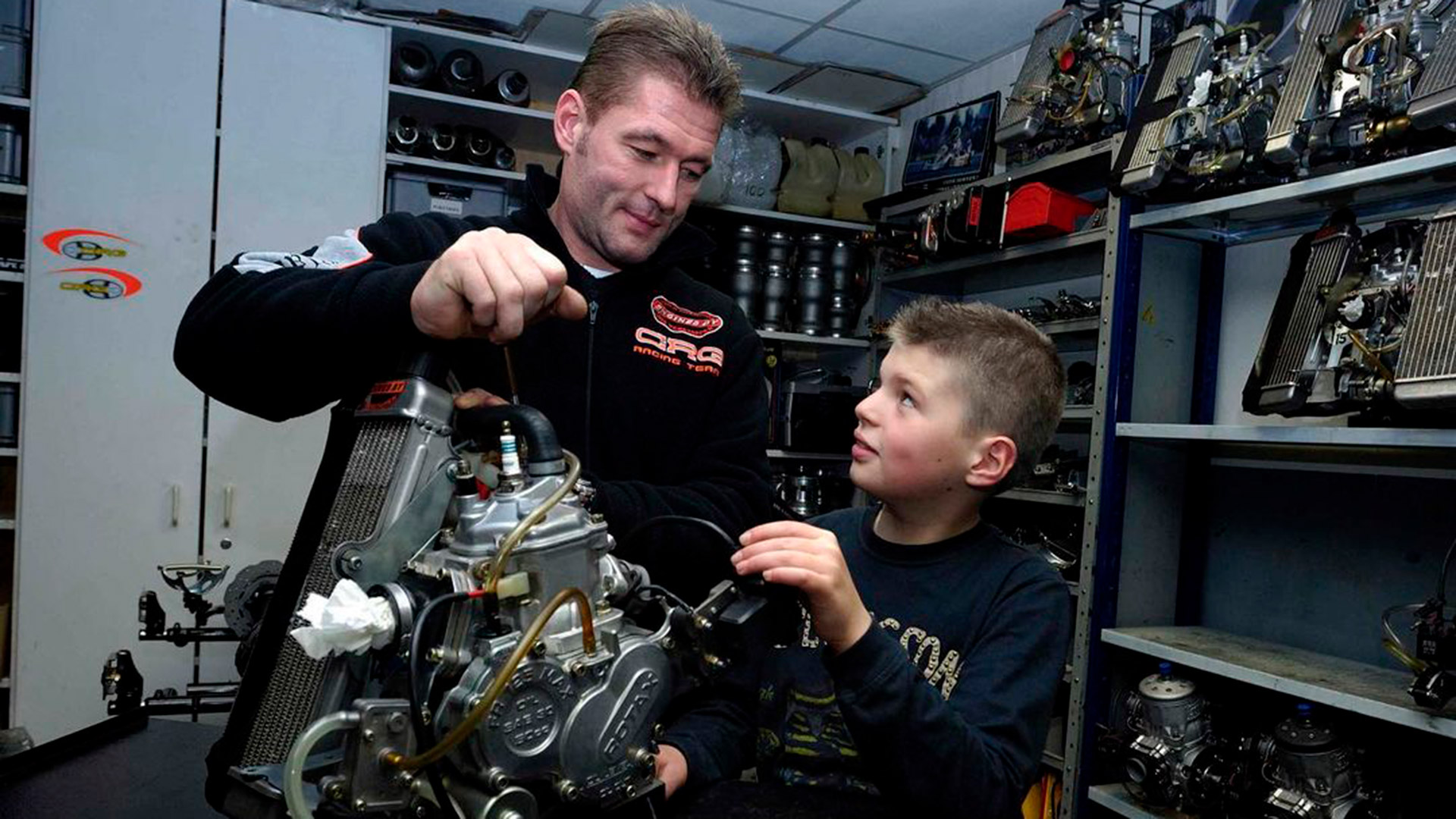 Jos Verstappen le preparó los motores de karting a Max 