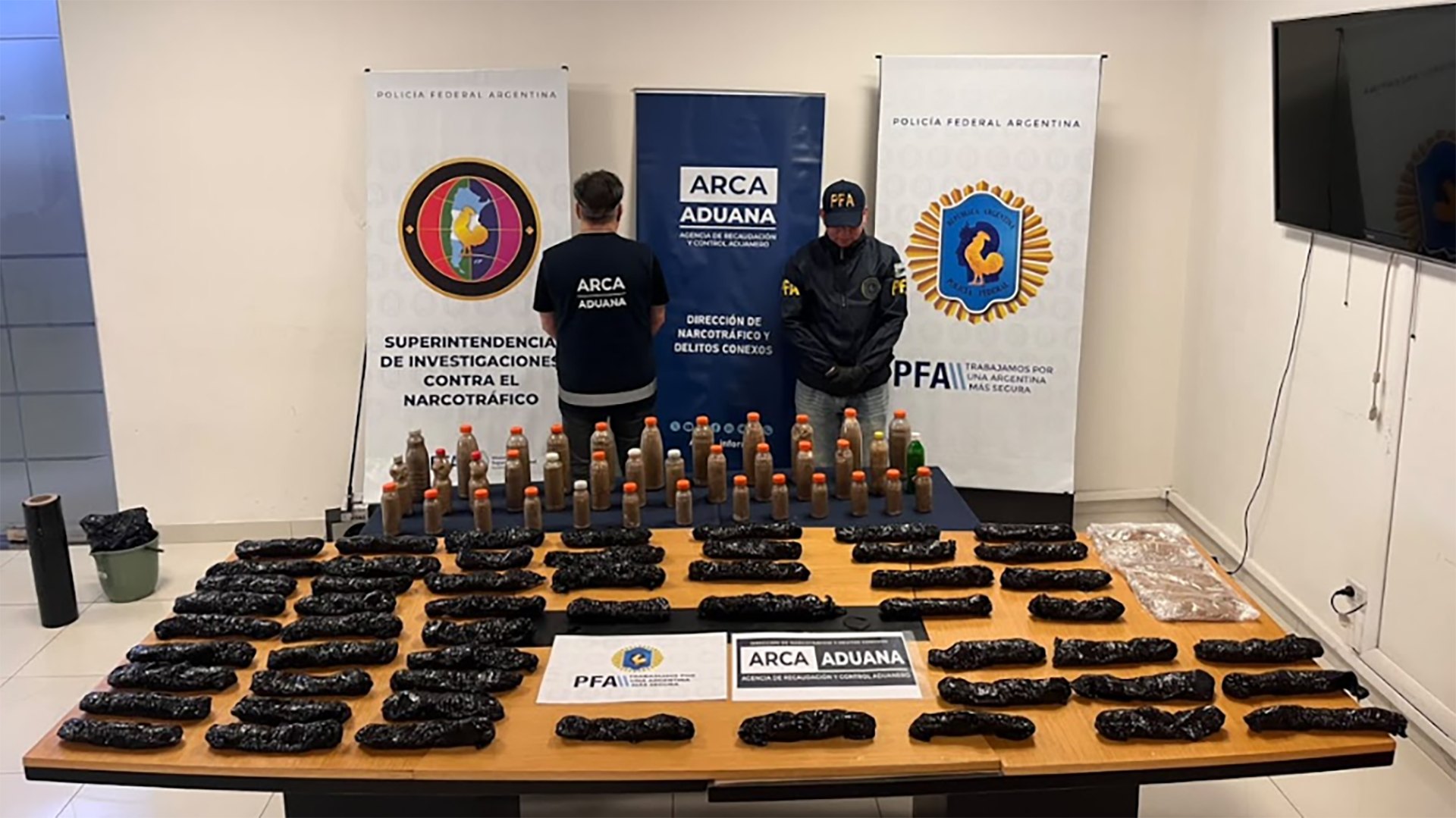 Encontraron &eacute;xtasis valuado en m&aacute;s de 2 millones de d&oacute;lares dentro de una camioneta importada desde B&eacute;lgica