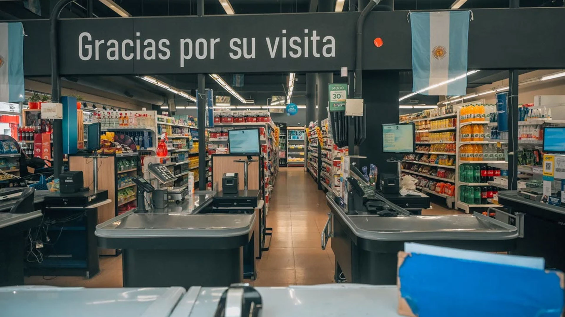 Una cadena de supermercados en crisis tuvo que vender una sucursal para pagar sueldos: qu&eacute; va a pasar con los empleados