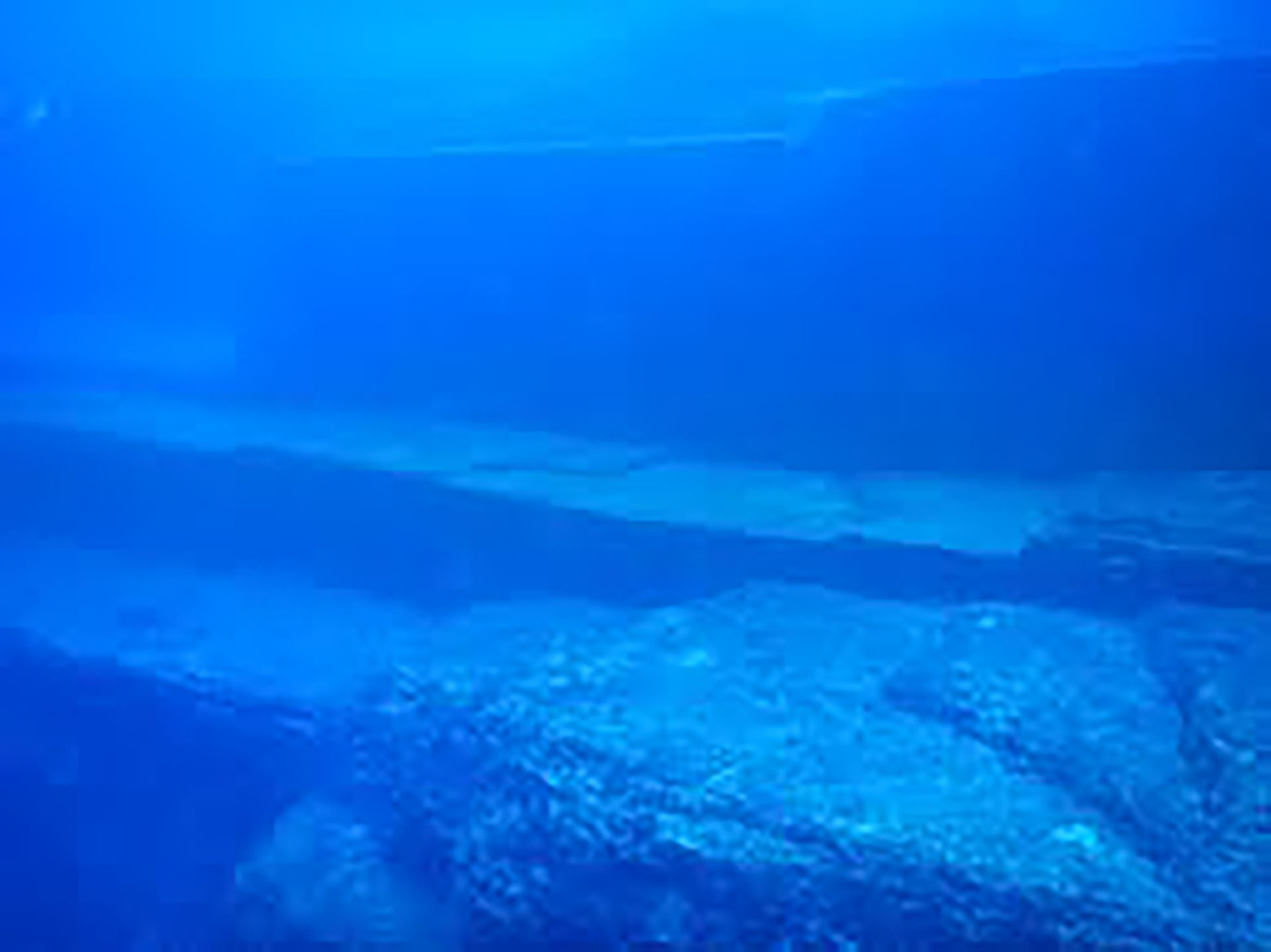 Las ruinas datan de al menos 5.000 años, según las fechas de las estalactitas encontradas dentro de las cuevas submarinas 