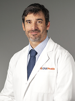 Jeffrey Wilson, de UVA Health's en los Estados Unidos, y colegas llevaron a cabo en los Estados Unidos un estudio sobre los beneficios de los refuerzos (UVA Health)