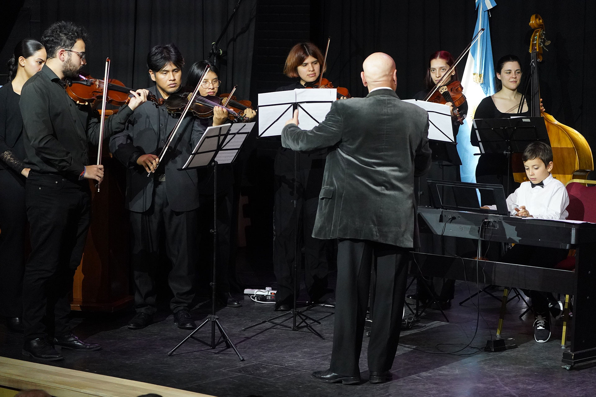 La orquesta juvenil de Aeropuertos Argentina 2000 ofreció su música durante la celebración