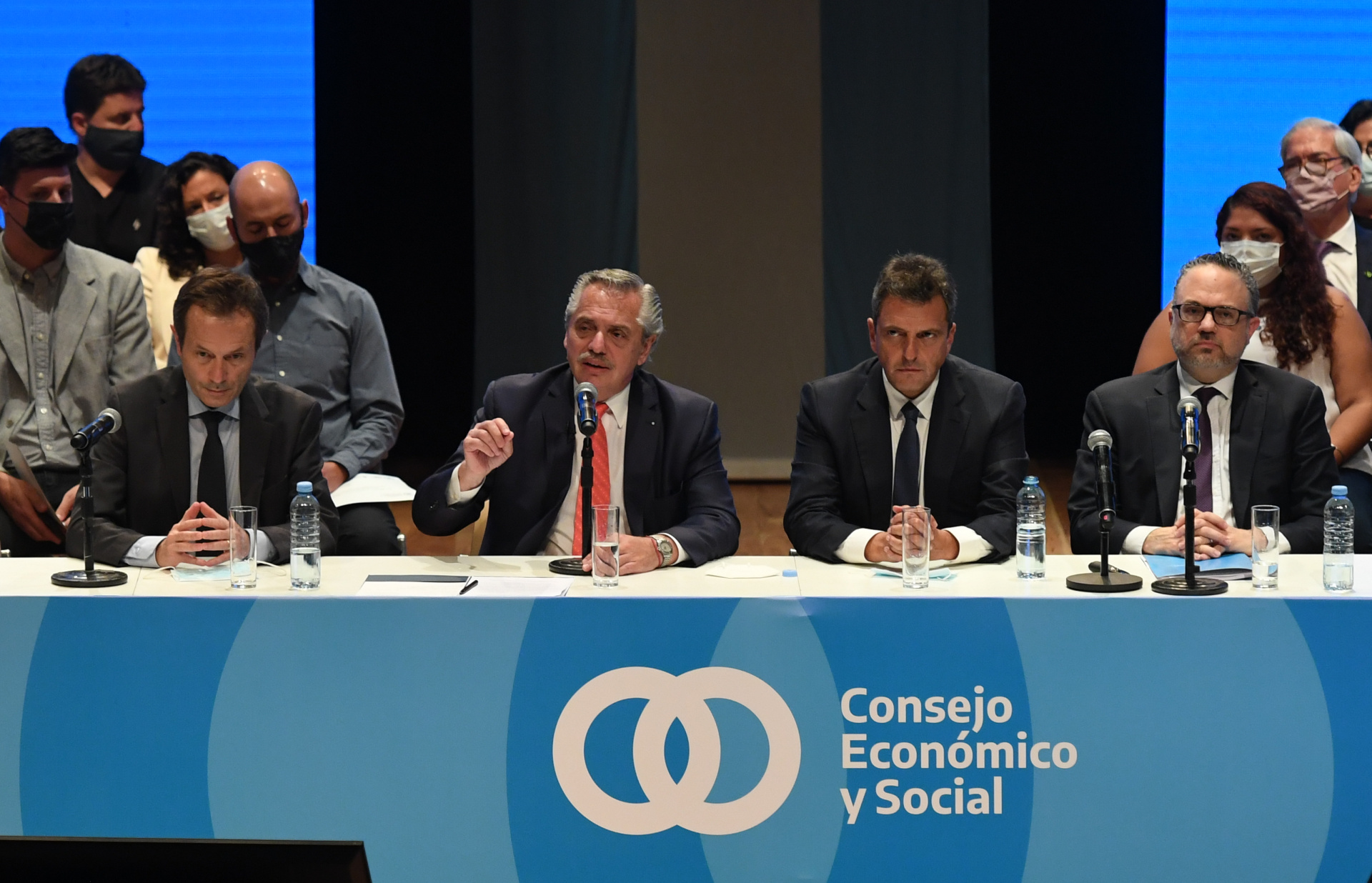 La reunin del Consejo Econmico y Social, con Beliz, Alberto Fernndez y Kulfas en el escenario. (Foto Maximiliano Luna)